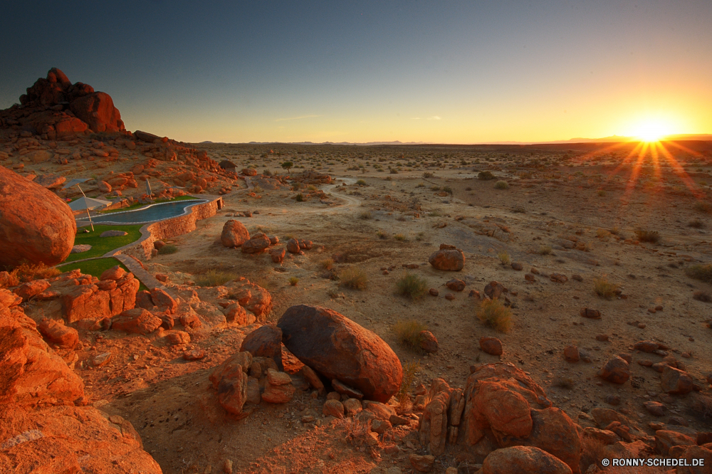 Namibia horseshoe crab Gliederfüßer Wirbellose Sand Landschaft Himmel Wüste Fels Strand Sonnenuntergang Reisen Wolken Sonne landschaftlich Meer im freien Sonnenaufgang im freien Ozean Felsen Berg Sommer Park Urlaub Schlucht Tourismus Wasser Tal Tier Stein Berge Szenerie Orange Organismus Wolke Horizont Knoll Tropischer Klippe Küste natürliche Umgebung Szene Aushöhlung nationalen Boden Erde Schildkröte Heu Südwesten Baum Ufer 'Nabend Meeresschildkröte Geologie Westen Wandern Küste bewölkt Gras Entwicklung des ländlichen Wildnis Dämmerung Farbe trocken Tourist Darm-Trakt Grand Morgenröte seelandschaft heiß Feld Ruhe ruhige gelb Herbst Landwirtschaft Mesa geologische Welle sonnig Golden Industrie Abenteuer Land Paradies Fluss Ökologie Insel Landschaft Wetter Welt horseshoe crab arthropod invertebrate sand landscape sky desert rock beach sunset travel clouds sun scenic sea outdoor sunrise outdoors ocean rocks mountain summer park vacation canyon tourism water valley animal stone mountains scenery orange organism cloud horizon knoll tropical cliff coast natural environment scene erosion national soil earth turtle hay southwest tree shore evening sea turtle geology west hiking coastline cloudy grass rural wilderness dusk color dry tourist tract grand dawn seascape hot field calm tranquil yellow autumn agriculture mesa geological wave sunny golden industry adventure land paradise river ecology island countryside weather world