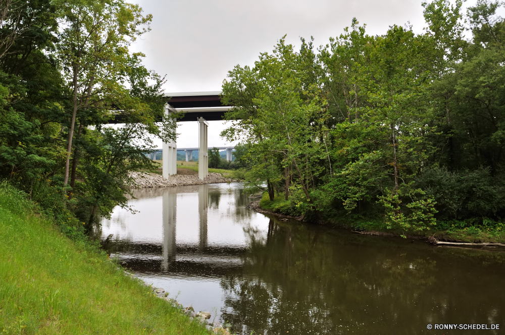 Cuyahoga National Park Baum Wasser Fluss See Landschaft Kanal Teich Himmel Bäume Körper des Wassers woody plant Reflexion Brücke Sommer Gras Park Wald Architektur im freien Ufer Pflanze ruhige Gebäude vascular plant Reisen am See Garten Bootshaus Tourismus Sonne Land Stadt Ruhe Sumpf Entwicklung des ländlichen Umgebung Szene Schuppen friedliche Frühling Wolke alt Szenerie Berg im freien Struktur Land natürliche idyllische Wolken Urlaub Stream ruhig Landschaften Antike Feuchtgebiet Haus Holz Wahrzeichen Geschichte Urlaub Nebengebäude Herbst landschaftlich Hölzer Tag Villa Sonnenlicht Kanal Reflexionen Japan Blatt Spalte Boot Farbe bunte klar Tempel sonnig England gelassene Berge Landschaft Palast Blätter tree water river lake landscape channel pond sky trees body of water woody plant reflection bridge summer grass park forest architecture outdoors shore plant tranquil building vascular plant travel lakeside garden boathouse tourism sun land city calm swamp rural environment scene shed peaceful spring cloud old scenery mountain outdoor structure country natural idyllic clouds holiday stream quiet scenics ancient wetland house wood landmark history vacation outbuilding autumn scenic woods day villa sunlight canal reflections japan leaf column boat color colorful clear temple sunny england serene mountains countryside palace leaves