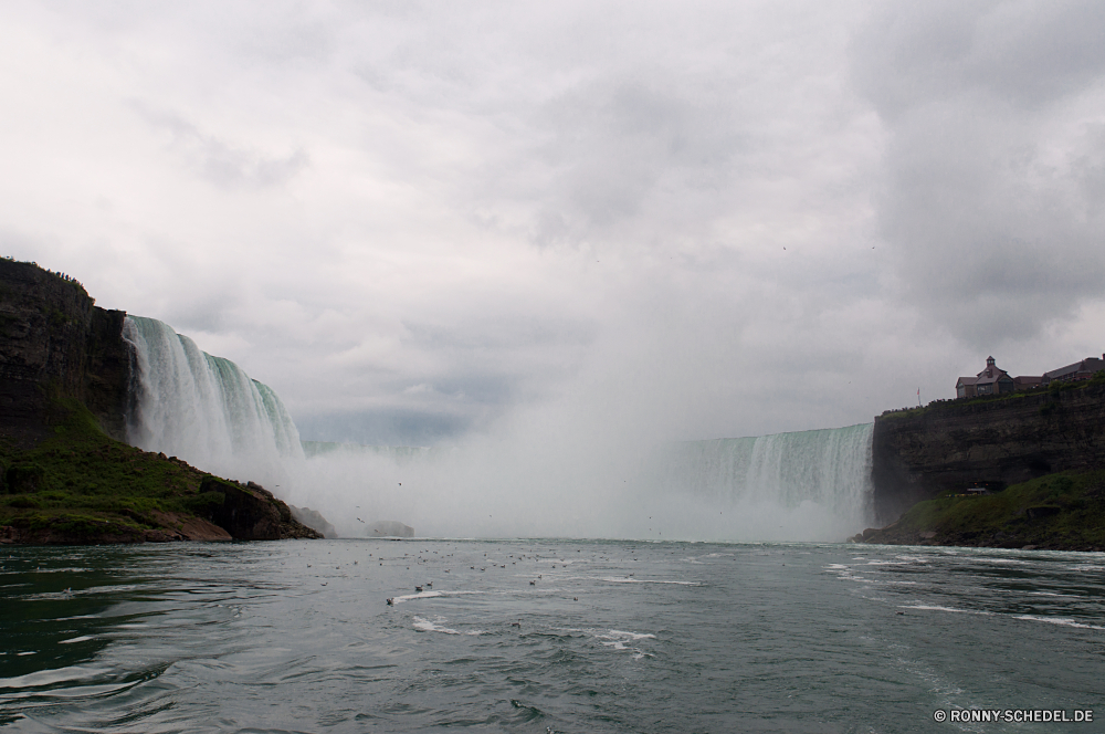 Niagara Falls Eisberg Meer Ozean Wasser Landschaft Himmel Küste Strand Sand Reisen Wolken Fels Insel Küste Wolke Berg Ufer Wellen Sommer Urlaub landschaftlich seelandschaft Welle Boot See Bucht Tropischer Tourismus Surf Sonnenuntergang Klippe Urlaub Felsen Szenerie Horizont am Meer Gletscher Paradies Szene Sonne Eis ruhige Schnee im freien Küstenlinie natürliche im freien Berge Wetter Wahrzeichen Reflexion Sonnenaufgang Stein Ruhe Baum Kristall Sonnenlicht Pazifik Angeln Wolkengebilde kalt Süden bewölkt Entspannen Sie sich Tourist Fluss Segeln klar sonnig Saison Sonnenschein Entspannung felsigen Sturm Türkis Ziel Park Umgebung friedliche nationalen romantische Kühl iceberg sea ocean water landscape sky coast beach sand travel clouds rock island coastline cloud mountain shore waves summer vacation scenic seascape wave boat lake bay tropical tourism surf sunset cliff holiday rocks scenery horizon seaside glacier paradise scene sun ice tranquil snow outdoor shoreline natural outdoors mountains weather landmark reflection sunrise stone calm tree crystal sunlight pacific fishing cloudscape cold south cloudy relax tourist river sailing clear sunny season sunshine relaxation rocky storm turquoise destination park environment peaceful national romantic cool