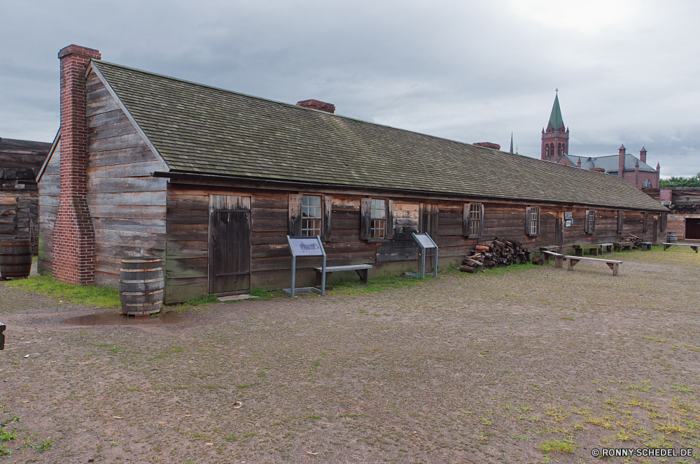 Fort Stanwix National Monument Haus Startseite Dach Architektur Fliese Gebäude Ziegeldach Immobilien Residenz Backstein Bedachungen Eigenschaft Wohn Wohnung Real Garage Gras Land Landschaftsbau Schutzüberzug Struktur Himmel Windows Material Rasen Entwicklung des ländlichen Neu aussenansicht Bau Suburban Nachbarschaft Landschaft moderne Hof Dorf Zentrum alt Immobilien teure aus Holz Stein Bäume Holz traditionelle Sommer Garten Realty Investitionen Bungalow Bespannung Tür Ausrüstung Vororten historischen Fenster Ferienhaus Einfahrt überdachte Terasse Reisen Familie Kirche Gärtnerisch gestaltet Häuser Wolken Gehäuse Baum Hypothek Leben Traum Luxus Straße Landschaft Haushalt Blumen Tourist Antike Mauer Tourismus Terrasse Gehöft gehobene England zeitgenössische einzelne Urlaub Reichtum Religion Bauernhof zweigeschossige Awanst Häuser architektonische Rustikale historische Land Hütte house home roof architecture tile building tile roof estate residence brick roofing property residential dwelling real garage grass country landscaping protective covering structure sky windows material lawn rural new exterior construction suburban neighborhood landscape modern yard village center old real estate expensive wooden stone trees wood traditional summer garden realty investment bungalow covering door equipment suburbs historic window cottage driveway porch travel family church landscaped houses clouds housing tree mortgage living dream luxury street countryside household flowers tourist ancient wall tourism patio homestead upscale england contemporary single vacation wealth religion farm two story siding homes architectural rustic historical land hut