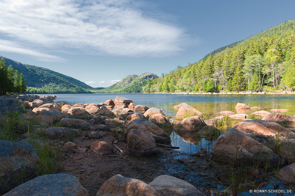 Acadia National Park Landschaft Wasser Meer Fels Ozean Ufer Strand Himmel Stein Felsen Berg Reisen Fluss Küste Küste See Insel Sommer am See Berge Bucht Baum Küstenlinie Tourismus Urlaub landschaftlich im freien Wald Welle Wolken Steine Stream Szenerie am Meer Sand Vorgebirge felsigen seelandschaft Sonne Hügel Szene Tag im freien natürliche Höhe Ruhe Wildnis Horizont natürliche Bäume Hochland sonnig geologische formation Tropischer Barrier Urlaub Wolke Türkis Umgebung klar Paradies Wellen friedliche Wellenbrecher Park Kap Wild Klippe ruhige Sonnenuntergang Lagune Reflexion Körper des Wassers Farbe Entspannen Sie sich Tourist Resort Erholung Boot Frieden Obstruktion Licht Sonnenlicht Wasserfall Frühling Gezeiten Pazifik Spitze Surf Struktur Sturm Holz Wind Strömung fallen Bereich landscape water sea rock ocean shore beach sky stone rocks mountain travel river coastline coast lake island summer lakeside mountains bay tree shoreline tourism vacation scenic outdoor forest wave clouds stones stream scenery seaside sand promontory rocky seascape sun hill scene day outdoors natural elevation calm wilderness horizon natural trees highland sunny geological formation tropical barrier holiday cloud turquoise environment clear paradise waves peaceful breakwater park cape wild cliff tranquil sunset lagoon reflection body of water color relax tourist resort recreation boat peace obstruction light sunlight waterfall spring tide pacific peak surf structure storm wood wind flow fall range