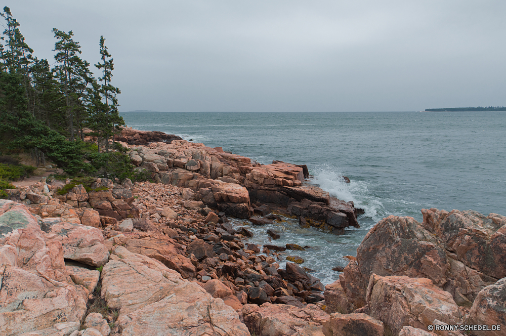 Acadia National Park Wellenbrecher Barrier Obstruktion Ozean Meer Strand Küste Wasser Struktur Landschaft Fels Küste Klippe Ufer Himmel Reisen Stein Insel Sommer Urlaub Felsen Tourismus landschaftlich Wellen Welle Küstenlinie Sand Horizont am Meer Urlaub Sonne geologische formation Bucht seelandschaft Szenerie felsigen Surf Wolke Wolken Ziel Küste Tropischer Szene Gezeiten im freien Pazifik Sonnenuntergang Entspannen Sie sich im freien Paradies Kap friedliche Tourist Berg sonnig Klippen Baum Sonnenlicht Steine Vorgebirge Urlaub natürliche Stadt Umgebung Körper des Wassers Hügel Resort Ruhe Wetter Wahrzeichen Erholung Schaum Türkis Tag Wind Stadt Farbe See natürliche Höhe ruhige Gras Azurblau Hafen Sturm Marine Urlaub Sonnenaufgang platsch Reflexion Saison klar breakwater barrier obstruction ocean sea beach coast water structure landscape rock coastline cliff shore sky travel stone island summer vacation rocks tourism scenic waves wave shoreline sand horizon seaside holiday sun geological formation bay seascape scenery rocky surf cloud clouds destination coastal tropical scene tide outdoor pacific sunset relax outdoors paradise cape peaceful tourist mountain sunny cliffs tree sunlight stones promontory holidays natural city environment body of water hill resort calm weather landmark recreation foam turquoise day wind town color lake natural elevation tranquil grass azure port storm marine vacations sunrise splash reflection season clear