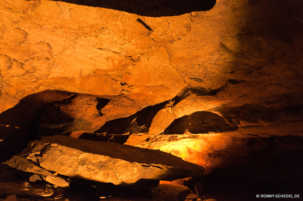 Mammoth Cave National Park Sand Schlucht Fels Wüste Landschaft Höhle Reisen Himmel Stein Sonnenuntergang landschaftlich nationalen geologische formation Park Erde Tourismus Boden Tal Sandstein Geologie Sonne alt im freien Berg Orange natürliche Felsen Südwesten Horizont Farbe Berge Klippe Aushöhlung Arid gelb Wildnis trocken Fluss Wolken Düne Szenerie Urlaub Tunnel Baum im freien Westen Dämmerung Textur Wolke Sonnenaufgang Braun 'Nabend Grunge Licht Wasser Mauer Bildung Gelände Ozean Schlucht Antike bunte Untergeschoss Land dunkel Tourist Muster u-Bahn Grand Denkmal berühmte Sommer Strand Sonnenlicht Meer Wild Szene Morgenröte Abenteuer Cliff-Wohnung Umgebung im Alter von Architektur sand canyon rock desert landscape cave travel sky stone sunset scenic national geological formation park earth tourism soil valley sandstone geology sun old outdoors mountain orange natural rocks southwest horizon color mountains cliff erosion arid yellow wilderness dry river clouds dune scenery vacation tunnel tree outdoor west dusk texture cloud sunrise brown evening grunge light water wall formation terrain ocean ravine ancient colorful basement land dark tourist pattern underground grand monument famous summer beach sunlight sea wild scene dawn adventure cliff dwelling environment aged architecture