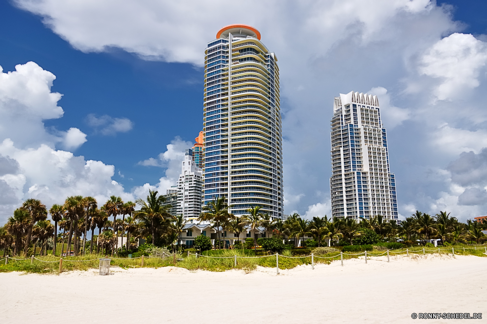 Miami Beach Stadt Wolkenkratzer Architektur Stadtansicht Skyline Urban Innenstadt Gebäude Turm Nacht Gebäude moderne groß Himmel Landkreis Fluss Wolkenkratzer Büro Wahrzeichen Reflexion Zentrum Reisen am Wasser Geschäft finanzielle Wasser Brücke hoch Dämmerung Tourismus 'Nabend Neu Küstenlinie Lichter Geschäftsviertel Dämmerung Stadt Unternehmen Wohnung Struktur Finanzen landschaftlich beleuchtete Landschaft Fenster Bau berühmte aussenansicht Sonnenuntergang Metropole Glas Zustand Bucht Metropolitan Hafen Windows Szene Boot Insel futuristische im freien Wohn Straße Licht Stahl Immobilien Real Marina kommerzielle Wolken Türme Aufstieg Luftbild Hotel Tourist Urlaub Hochhaus Tour uns Fassade Panorama am Arbeitsplatz Panorama Vereinigte Verkehr Technologie Straße bunte Anlegestelle Arbeit Park city skyscraper architecture cityscape skyline urban downtown building tower night buildings modern tall sky district river skyscrapers office landmark reflection center travel waterfront business financial water bridge high dusk tourism evening new shoreline lights business district twilight town corporate apartment structure finance scenic illuminated landscape window construction famous exterior sunset metropolis glass state bay metropolitan harbor windows scene boat island futuristic outdoor residential street light steel estate real marina commercial clouds towers rise aerial hotel tourist vacation high rise tour us facade panoramic workplace panorama united traffic technology road colorful pier work park