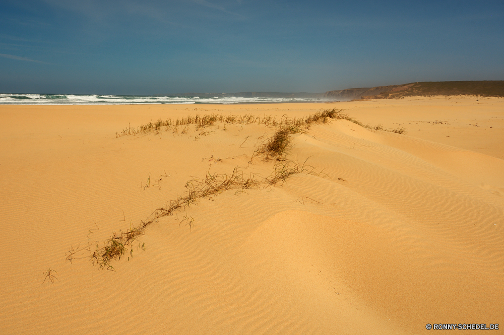  Düne Sand Wüste Landschaft Dünen Reisen trocken Himmel heiß sandigen Strand Sommer Urlaub im freien Wärme Sonne Abenteuer Marokko sonnig Tourismus Ozean Szenerie landschaftlich Küste Meer Welle gelb Orange Insel Wolken Wasser Arid Horizont Tropischer Schatten Hügel Ufer Urlaub Extreme Boden ERG Gelände einsam Safari Küste Ziel Einsamkeit Exploration welligkeit Paradies Dürre Sonnenlicht warm Maroc Sanddüne Verwurzelung Durst Berg Park natürliche Erde exotische unwirtlichen klar Fels Sonnenschein Entspannen Sie sich nationalen erschöpft Schritte Textur Panorama niemand Land Tourist Muster Wolke seelandschaft Wildnis Reise Wellen Berge im freien Rau wolkenlosen Drucke Szene Track Tal Panorama Reise Felsen friedliche Sonnenuntergang Erholung romantische dune sand desert landscape dunes travel dry sky hot sandy beach summer vacation outdoor heat sun adventure morocco sunny tourism ocean scenery scenic coast sea wave yellow orange island clouds water arid horizon tropical shadow hill shore holiday extreme soil erg terrain lonely safari coastline destination loneliness exploration ripple paradise drought sunlight warm hummock sand dune desolate thirst mountain park natural earth exotic inhospitable clear rock sunshine relax national exhausted steps texture panoramic nobody land tourist pattern cloud seascape wilderness journey waves mountains outdoors rough cloudless prints scene track valley panorama trip rocks peaceful sunset recreation romantic