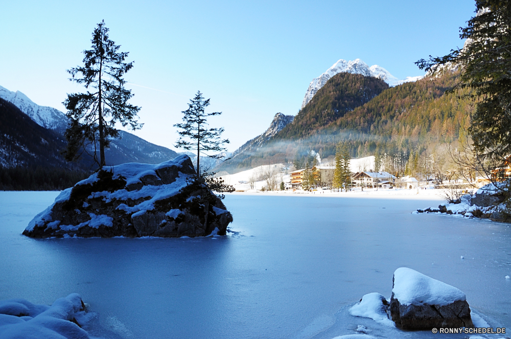 Hintersee Schnee Berg Winter Landschaft Gletscher Berge Eis Himmel Spitze kalt Wald Baum geologische formation Steigung Bereich Reisen schneebedeckt See Ski Wasser Skipiste Alpen Bäume hoch Saison Alpine im freien Tourismus Frost im freien landschaftlich Park Urlaub Wolke Wildnis Hügel Skifahren Resort Fels Becken Alp Einfrieren Holz Ufer sonnig Umgebung Wetter Urlaub nationalen Szenerie abgedeckt natürliche depression Tag gefroren Szene Sonne Nach oben Ruhe Klippe Mount klar Wolken Tanne Kristall Ozean friedliche natürliche natürliche Höhe Sport am See Tal felsigen Hölzer Haus Grat Fluss Reflexion Kiefer Spitzen frostig Wild majestätisch Urlaub Arktis Entwicklung des ländlichen saisonale Bergsteigen Polar Wandern Extreme bewölkt ruhige snow mountain winter landscape glacier mountains ice sky peak cold forest tree geological formation slope range travel snowy lake ski water ski slope alps trees high season alpine outdoor tourism frost outdoors scenic park vacation cloud wilderness hill skiing resort rock basin alp freeze wood shore sunny environment weather holiday national scenery covered natural depression day frozen scene sun top calm cliff mount clear clouds fir crystal ocean peaceful natural natural elevation sport lakeside valley rocky woods house ridge river reflection pine peaks frosty wild majestic vacations arctic rural seasonal mountaineering polar hiking extreme cloudy tranquil