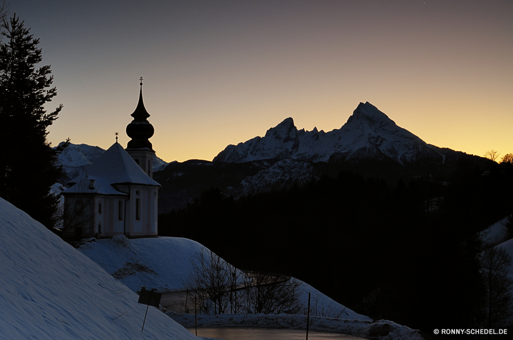 Maria Gern Gebäude Kirche Kuppel Kloster Religion Architektur Schrein Dach alt religiöse Residenz Himmel Ort der Anbetung Geschichte Reisen Kathedrale Tempel Orthodoxe Kreuz Antike Residenz Kultur Schutzüberzug historischen religiöse Turm Haus Wahrzeichen Tourismus Stadt glauben Denkmal berühmte aussenansicht Bespannung Kuppeln Gebet Gott historische Orthodoxie Wolke Kapelle Gold Winter Landschaft Berg Backstein Minarett Golden Palast Kuppel beten Mauer Struktur Tourist Tag Schnee traditionelle Gottesdienst heilig architektonische im freien Platz Moschee Stadt Schloss Szenerie östliche Wolken Stein Sonnenuntergang Bäume Wohnung landschaftlich Saison Urlaub Platz Baum Szene Antik Katholische St Erbe Bau St. im freien 'Nabend Detail building church dome monastery religion architecture shrine roof old religious residence sky place of worship history travel cathedral temple orthodox cross ancient residence culture protective covering historic religious tower house landmark tourism city faith monument famous exterior covering domes prayer god historical orthodoxy cloud chapel gold winter landscape mountain brick minaret golden palace cupola pray wall structure tourist day snow traditional worship holy architectural outdoors place mosque town castle scenery eastern clouds stone sunset trees dwelling scenic season vacation square tree scene antique catholic st heritage construction saint outdoor evening detail