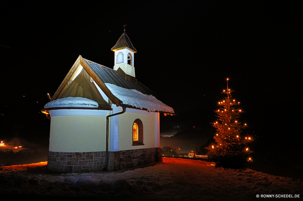 Lockstein Kirche Gebäude Religion Architektur Hövel Turm alt Kreuz Kuppel Himmel Dach Kloster religiöse Geschichte Reisen Kathedrale historischen Struktur Mauer Kapelle Leinwand-Zelt Haus Orthodoxe Tourismus Antike Katholische glauben Kultur Stadt Glocke Denkmal Schutzüberzug aussenansicht Wahrzeichen Gott Backstein Landschaft Gebet Tempel berühmte Stadt religiöse Residenz historische mittelalterliche Antik im freien Wolken Stein Land Wolke Residenz Fenster Dorf Scheune Schloss Obdach traditionelle Kirchturm Nacht Entwicklung des ländlichen Gottesdienst Baum Landschaft Bespannung Bäume Orthodoxie Kuppel Jahrhundert aus Holz beten heilig St. Szene Symbol Berg Leuchtfeuer Festung niemand Wirtschaftsgebäude Sommer Bau Spiritualität Holz Tourist Kunst Gras church building religion architecture hovel tower old cross dome sky roof monastery religious history travel cathedral historic structure wall chapel canvas tent house orthodox tourism ancient catholic faith culture city bell monument protective covering exterior landmark god brick landscape prayer temple famous town religious residence historical medieval antique outdoors clouds stone country cloud residence window village barn castle shelter traditional steeple night rural worship tree countryside covering trees orthodoxy cupola century wooden pray holy saint scene symbol mountain beacon fortress nobody farm building summer construction spirituality wood tourist art grass