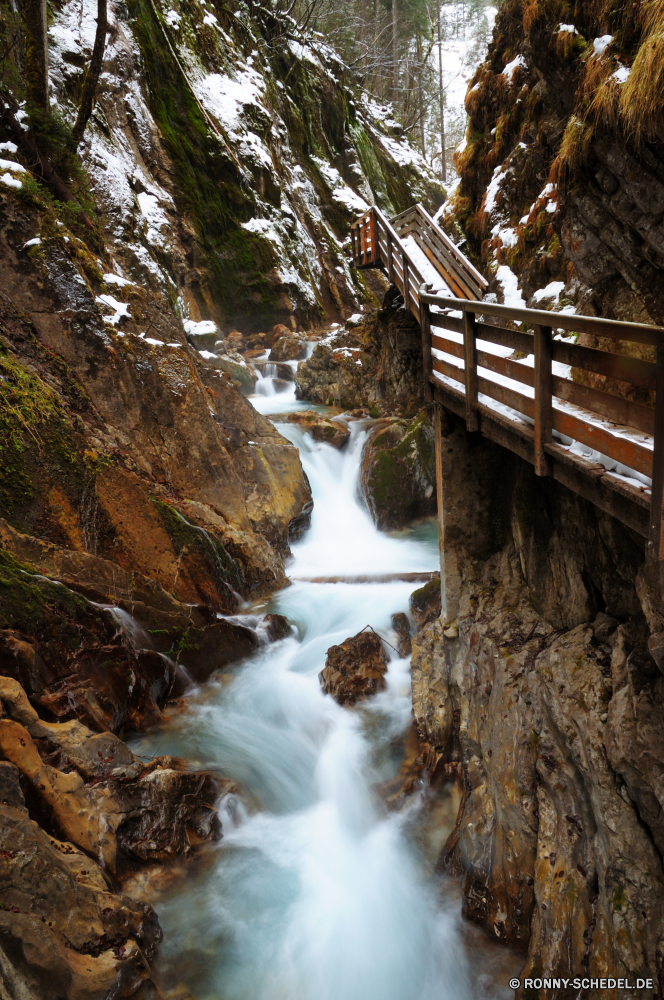 Wimbachklamm Kanal Wasserfall Körper des Wassers Fluss Stream Wasser Fels Wald Schlucht Landschaft Kaskade Stein Berg Creek fällt fallen Park Schlucht fließende Felsen Strömung Reisen Umgebung im freien Wild Dam Tal Moos Bewegung Wildnis landschaftlich Baum Berge natürliche Frühling Barrier im freien Sommer friedliche felsigen platsch nass Tourismus Wandern Wasserfälle frisch fallen Szenerie nationalen Steine Obstruktion natürliche depression Bäume Ökologie Reinigen Wanderung plantschen glatte Abenteuer gelassene rasche SWIFT Klippe Erhaltung frische Luft Struktur Herbst Flüsse Blatt Kühl Hölzer See Erholung Brücke Land Drop Stromschnellen Bach Pflanze Szene Geschwindigkeit Eis ruhige Kaskaden Entwicklung des ländlichen erfrischende Bewegung Saison verschwommen Farbe Urlaub Gras bunte steilen Tag niemand kalt Harmonie Hügel Belaubung entspannende channel waterfall body of water river stream water rock forest canyon landscape cascade stone mountain creek falls fall park ravine flowing rocks flow travel environment outdoor wild dam valley moss motion wilderness scenic tree mountains natural spring barrier outdoors summer peaceful rocky splash wet tourism hiking waterfalls fresh falling scenery national stones obstruction natural depression trees ecology clean hike splashing smooth adventure serene rapid swift cliff conservation freshness structure autumn rivers leaf cool woods lake recreation bridge country drop rapids brook plant scene speed ice tranquil cascades rural refreshing movement season blurred color vacation grass colorful steep day nobody cold harmony hill foliage relaxing