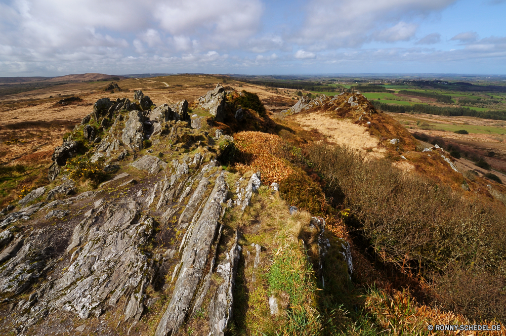 Bretagne Klippe Landschaft geologische formation Reisen Berg Himmel Vorgebirge Fels landschaftlich Küste Hügel natürliche Höhe Meer Ozean Wasser Sommer Felsen Szenerie Berge Linie Urlaub Strand Tourismus Sand Baum Stein Steinmauer Gras Ufer im freien Wolken Insel Urlaub Sonne Zaun Küste Hochland Bereich Land Straße Fluss Park Wolke Geologie felsigen Entwicklung des ländlichen im freien Barrier natürliche Hügel Landschaft Frühling Aufstieg sonnig Wellen Küstenlinie Steigung Horizont Sonnenuntergang Szene Wüste Knoll Pazifik Westen Busch Wald Panorama Tropischer Ziel Wildnis Wetter Umgebung Klippen Tal Spitze Welle Obstruktion Urlaub trocken friedliche Schlucht Licht Land Tag seelandschaft Pflanze Landschaften Bucht Reise Süden nationalen Vulkan niemand cliff landscape geological formation travel mountain sky promontory rock scenic coast hill natural elevation sea ocean water summer rocks scenery mountains line vacation beach tourism sand tree stone stone wall grass shore outdoors clouds island holiday sun fence coastline highland range land road river park cloud geology rocky rural outdoor barrier natural hills countryside spring ascent sunny waves shoreline slope horizon sunset scene desert knoll pacific west bush forest panorama tropical destination wilderness weather environment cliffs valley peak wave obstruction vacations dry peaceful canyon light country day seascape plant scenics bay journey south national volcano nobody