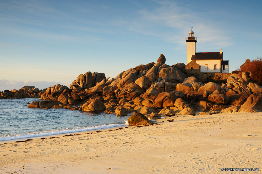 Bretagne Leuchtfeuer Turm Struktur Strand Sand Himmel Meer Ozean Landschaft Reisen Küste Urlaub Fels Wüste Tourismus Wasser Wolken Sonne Felsen Ufer sonnig Küste Leuchtturm Sommer Sonnenuntergang Insel Berg landschaftlich Wellen Urlaub im freien im freien Berge Horizont Licht Boden Stein Szenerie Wildnis Gebäude sandigen felsigen Park Orange Sonnenaufgang Wolke Tal Architektur Wahrzeichen Arid am Meer Bucht Tropischer trocken Tag Pazifik seelandschaft Dämmerung Erde Welle Urlaub natürliche 'Nabend Baum Schiff friedliche Klippe Tourist Nacht Schlucht Panorama Paradies Haus Entspannen Sie sich heiß Menschen Farbe Wärme Düne Mann Küstenlinie Maritime Küste Navigation Kap Entspannung Hügel Ziel Freizeit Urlaub Boot Umgebung warm ruhige Sandstein Sonnenlicht niemand beacon tower structure beach sand sky sea ocean landscape travel coast vacation rock desert tourism water clouds sun rocks shore sunny coastline lighthouse summer sunset island mountain scenic waves holiday outdoors outdoor mountains horizon light soil stone scenery wilderness building sandy rocky park orange sunrise cloud valley architecture landmark arid seaside bay tropical dry day pacific seascape dusk earth wave vacations natural evening tree ship peaceful cliff tourist night canyon panoramic paradise house relax hot people color heat dune man shoreline maritime coastal navigation cape relaxation hill destination leisure holidays boat environment warm tranquil sandstone sunlight nobody