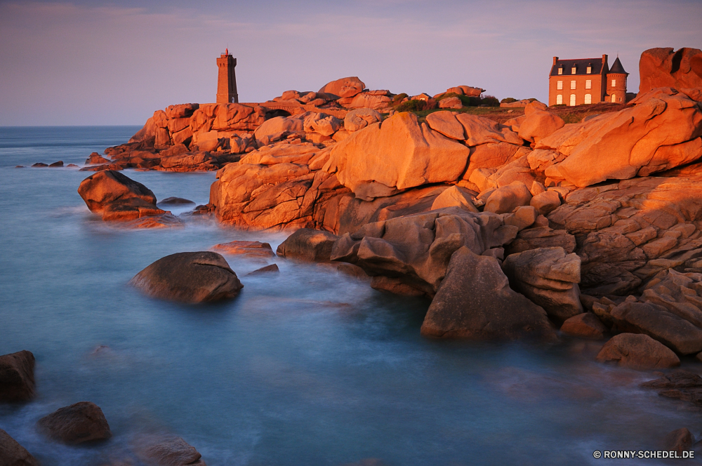 Bretagne Sand Dach Reisen Himmel Fels Landschaft Sonnenuntergang Ziegeldach Boden Schlucht Schutzüberzug Sonne nationalen Wüste Meer Tourismus Strand Wolken Wasser Park landschaftlich Kürbis Erde Stein Orange Sonnenaufgang Küste Berg Bespannung Tal Turm Ozean Aushöhlung Urlaub Horizont Dämmerung Kuppel Baum Leuchtfeuer Felsen Architektur Sandstein Szenerie im freien Wolke Sommer Stadt natürliche im freien Kontur Küste Denkmal Berge Formationen Wahrzeichen Struktur Reflexion Stadt Farbe Gemüse Südwesten Westen Schlucht Ufer See Tourist Bögen Panorama Bucht zu produzieren Ruhe Gebäude ruhige Fluss geologische Arid Geologie westliche Szene bunte Boot 'Nabend berühmte alt Kirche friedliche Wetter Klippe Licht Nacht Bildung sonnig Wandern Tropischer Wellen trocken Religion Urlaub Geschichte sand roof travel sky rock landscape sunset tile roof soil canyon protective covering sun national desert sea tourism beach clouds water park scenic pumpkin earth stone orange sunrise coast mountain covering valley tower ocean erosion vacation horizon dusk dome tree beacon rocks architecture sandstone scenery outdoor cloud summer city natural outdoors silhouette coastline monument mountains formations landmark structure reflection town color vegetable southwest west ravine shore lake tourist arches panoramic bay produce calm building tranquil river geological arid geology western scene colorful boat evening famous old church peaceful weather cliff light night formation sunny hiking tropical waves dry religion holiday history