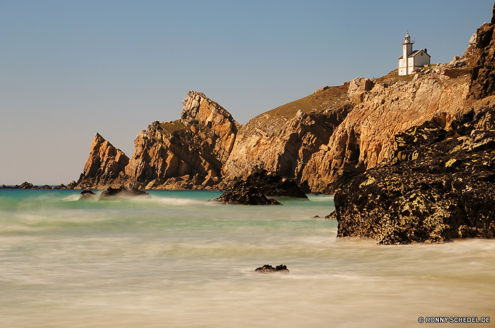 Bretagne Strand Fels Sand Landschaft Wüste Himmel Reisen Stein Tourismus Berg Felsen Wolken nationalen Schlucht Berge Park im freien Wasser landschaftlich Sandstein Urlaub Sonne Sommer Klippe Schiff Meer im freien Orange Hochland Tal natürliche Wildnis Ozean Sonnenuntergang Schiff Hügel Szenerie Wrack Küste Tourist Erholung sonnig Horizont Küste Geschichte Landschaften Bereich Baum Denkmal Tag Aushöhlung Ufer Boden Formationen Bögen Südwesten Arid Bildung Land Insel See trocken heiß Welle Resort Umgebung Wahrzeichen Antike Schiffswrack Wolke niemand Steine Handwerk Reflexion Urlaub Düne Szene Hügel Spitze Westen alt Tropischer Sonnenaufgang Erde Fluss am Meer ruhige Schloss Bäume Architektur beach rock sand landscape desert sky travel stone tourism mountain rocks clouds national canyon mountains park outdoor water scenic sandstone vacation sun summer cliff ship sea outdoors orange highland valley natural wilderness ocean sunset vessel hill scenery wreck coastline tourist recreation sunny horizon coast history scenics area tree monument day erosion shore soil formations arches southwest arid formation land island lake dry hot wave resort environment landmark ancient shipwreck cloud nobody stones craft reflection holiday dune scene hills peak west old tropical sunrise earth river seaside tranquil castle trees architecture