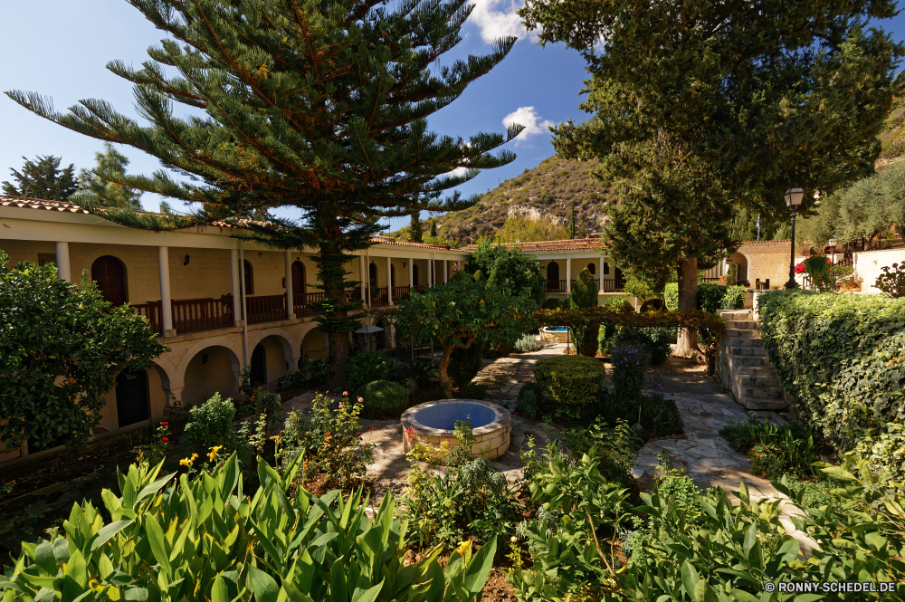  Garten Baum Gebäude Architektur Landschaft Haus Park Reisen Sommer Bäume Struktur Pflanze Blume Himmel Tourismus aussenansicht woody plant Startseite Gras Stadt Wasser im freien Wohn vascular plant Pfad Wald im freien Rasen Pflanzen Residenz Tropischer Frühling landschaftlich Urlaub Blumen Resort Villa Tourist Straße Flora Luxus alt Stadt außerhalb Stein Wahrzeichen bunte Hotel Urban Immobilien Kultur Tag natürliche Holz Szenerie Landschaftsbau Urlaub Gewächshaus Eigenschaft Gartenarbeit Palm Ziel Urlaub Belaubung Hof Real Backstein Platz Entspannung traditionelle historischen fallen Terrasse Entwicklung des ländlichen Land Nachbarschaft Szene Antike sonnig Tempel Botanischer Brücke Feld historische berühmte See friedliche Religion Geschichte Herbst Saison moderne Blatt garden tree building architecture landscape house park travel summer trees structure plant flower sky tourism exterior woody plant home grass city water outdoor residential vascular plant path forest outdoors lawn plants residence tropical spring scenic vacations flowers resort villa tourist road flora luxury old town outside stone landmark colorful hotel urban estate culture day natural wood scenery landscaping vacation greenhouse property gardening palm destination holiday foliage yard real brick place relaxation traditional historic fall patio rural country neighborhood scene ancient sunny temple botanical bridge field historical famous lake peaceful religion history autumn season modern leaf