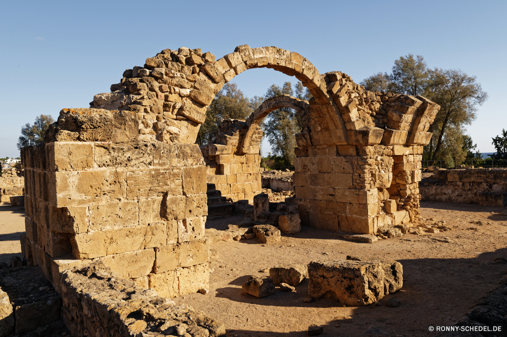  Stein Antike Festung Geschichte Ringwall Reisen Architektur alt Bogen Tourismus Fels Grab Gebäude historischen Ruine Ruine Mauer Struktur Himmel Sandstein berühmte Schloss Denkmal Berg historische Landschaft Roman Archäologie Tourist Wahrzeichen Kultur Triumphbogen Tempel Backstein Gedenkstätte Osten Stadt Klippe Vergangenheit Religion Schlucht Urlaub Zivilisation Bögen Antik Turkei Mitte im freien Park nationalen Steine landschaftlich Wüste Platz Bau mittelalterliche Attraktion Felsen Kirche Spalte Geologie in der Nähe architektonische Ziel Berge ruiniert Festung Wände Kloster Hügel Stadt aussenansicht Turm Sand Befestigung natürliche Erbe Dach Wildnis religiöse Fluss Lineal bleibt Urlaub Haus Aushöhlung Touristische hoch Bildung gebaut Reiseziele im freien Reise Baumaterial Baum Tag stone ancient fortress history rampart travel architecture old arch tourism rock grave building historic ruin ruins wall structure sky sandstone famous castle monument mountain historical landscape roman archeology tourist landmark culture triumphal arch temple brick memorial east city cliff past religion canyon vacation civilization arches antique turkey middle outdoors park national stones scenic desert place construction medieval attraction rocks church column geology near architectural destination mountains ruined fort walls monastery hill town exterior tower sand fortification natural heritage roof wilderness religious river ruler remains holiday house erosion touristic high formation built destinations outdoor journey building material tree day