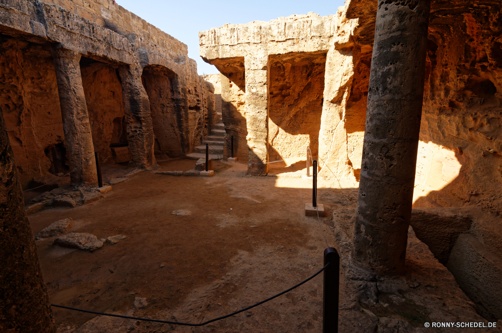  Backstein Baumaterial Antike Architektur Stein alt Geschichte Gebäude Kloster Reisen Mauer Denkmal Tourismus Wahrzeichen berühmte historische Ruine Festung religiöse Residenz historischen Ruine Kultur Roman Residenz Archäologie Tourist Vergangenheit Tempel Himmel Schloss Stadt Haus Bögen Bogen Wüste Stadt mittelalterliche Spalte Landschaft Wohnung Fels im freien Turm Berg Platz Kirche aussenansicht Zivilisation Festung Religion Schlucht Kunst Ringwall Urlaub Palast architektonische Sand Gebäude Antik Hügel Osten Bau traditionelle Spalten Befestigung Steine Website Fassade nationalen Kathedrale Sandstein Gefängnis Tor Erbe Attraktion Ziel Zelle Fluss ruiniert Reich Südwesten Klippe gebaut Reiseziele im freien Wolken Straße Cliff-Wohnung brick building material ancient architecture stone old history building monastery travel wall monument tourism landmark famous historical ruins fortress religious residence historic ruin culture roman residence archeology tourist past temple sky castle city house arches arch desert town medieval column landscape dwelling rock outdoors tower mountain place church exterior civilization fort religion canyon art rampart vacation palace architectural sand buildings antique hill east construction traditional columns fortification stones site facade national cathedral sandstone prison gate heritage attraction destination cell river ruined empire southwest cliff built destinations outdoor clouds street cliff dwelling