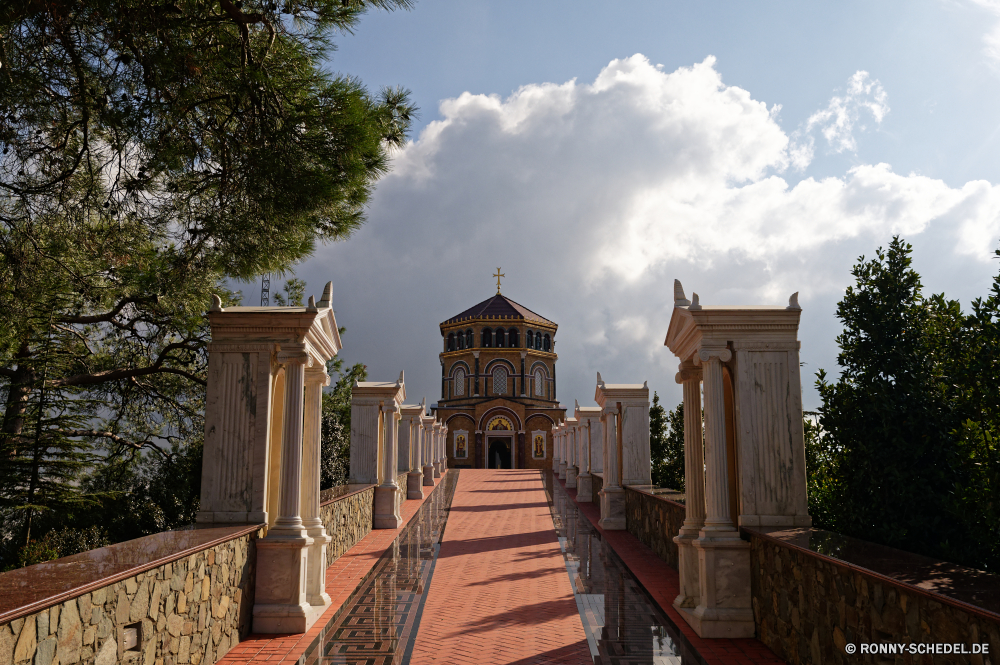  Tempel Gebäude Kathedrale Architektur Kirche Religion Residenz Kuppel Kloster Palast Reisen alt Haus Orthodoxe berühmte Geschichte Stadt Himmel Tourismus Wahrzeichen Gold religiöse Residenz Kultur Kreuz St Platz Denkmal St. Antike Wohnung Turm Platz Golden traditionelle Backstein Tourist historischen religiöse Museum Hauptstadt aussenansicht Schrein Kuppel Struktur historische Basil Gott glauben Basilika heilig Dach Nacht Stadt Basilikum-s Urlaub Ort der Anbetung architektonische Reiseziele Spiritualität Bau Straße Gottesdienst Retter Kunst Sommer Skulptur Tag Mauer Spalte heilig Katholische Urban beten Szene Gehäuse Statue Zentrum Symbol Kuppeln Pagode Besichtigungen Wolke Wolken Stein 'Nabend Bäume temple building cathedral architecture church religion residence dome monastery palace travel old house orthodox famous history city sky tourism landmark gold religious residence culture cross st square monument saint ancient dwelling tower place golden traditional brick tourist historic religious museum capital exterior shrine cupola structure historical basil god faith basilica holy roof night town basil s vacation place of worship architectural destinations spirituality construction street worship savior art summer sculpture day wall column sacred catholic urban pray scene housing statue center symbol domes pagoda sightseeing cloud clouds stone evening trees