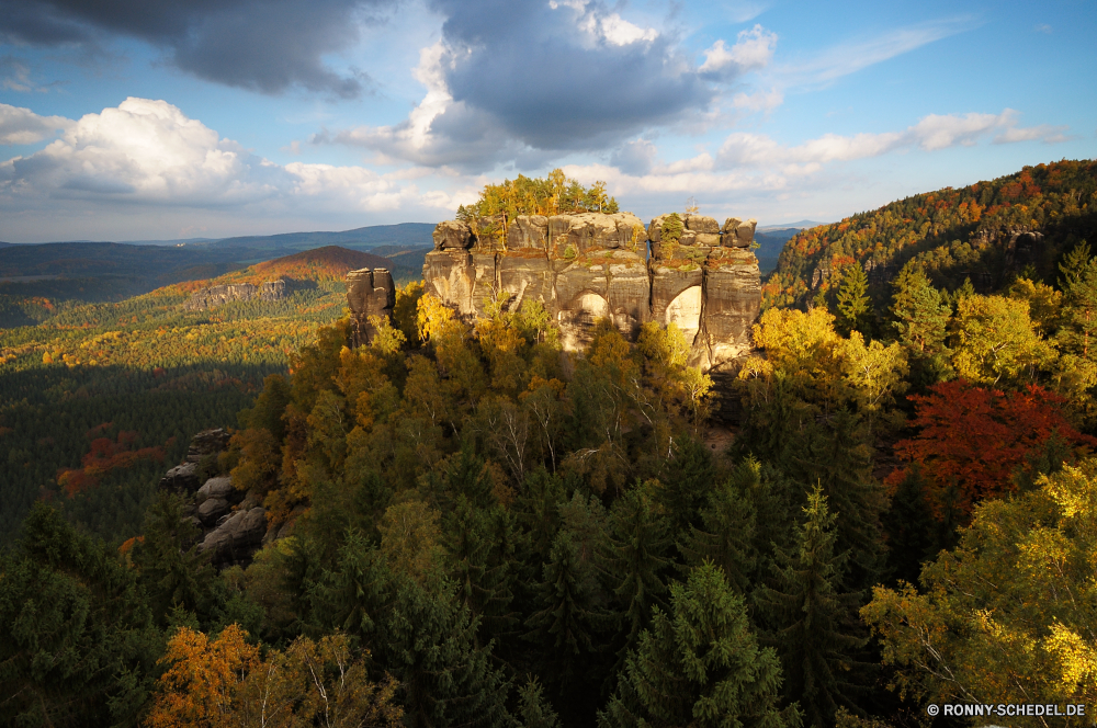 Frienstein Baum Strauch woody plant Stechginster Landschaft Herbst Wald vascular plant fallen Himmel Berg Pflanze Bäume Saison gelb Park Szenerie im freien Schloss Blätter Orange Reisen Tourismus bunte Fluss Wolken Blatt Szene im freien Umgebung Hügel Gras Hölzer Entwicklung des ländlichen nationalen landschaftlich Belaubung Befestigung Horizont Farbe Tal Holz Berge Landschaft Wolke Sonne natürliche Wiese Feld Sommer See Fels Tag Farben Landschaften Land Defensive Struktur Palast sonnig Stein Wildnis saisonale Wasser Kaktus Land Branch Sonnenlicht Hügel Panorama idyllische Licht Gold Jahreszeiten Landwirtschaft Pfad Schlucht hell Bauernhof Reflexion Struktur Golden Wüste Blume Pflanzen Braun Sonnenuntergang hoch Hochland Boden Ökologie friedliche Zeit Frieden Tourist ruhige am Morgen Straße Schatten Flora Frühling tree shrub woody plant gorse landscape autumn forest vascular plant fall sky mountain plant trees season yellow park scenery outdoors castle leaves orange travel tourism colorful river clouds leaf scene outdoor environment hill grass woods rural national scenic foliage fortification horizon color valley wood mountains countryside cloud sun natural meadow field summer lake rock day colors scenics country defensive structure palace sunny stone wilderness seasonal water cactus land branch sunlight hills panorama idyllic light gold seasons agriculture path canyon bright farm reflection structure golden desert flower plants brown sunset high highland ground ecology peaceful time peace tourist tranquil morning road shadow flora spring