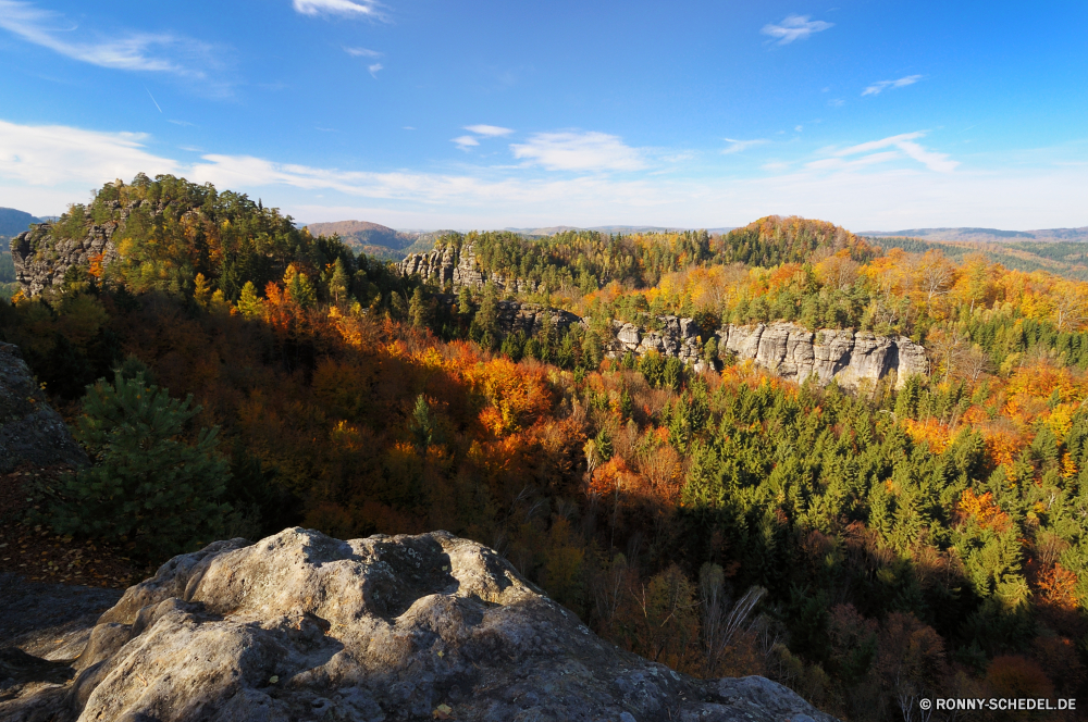 Teichstein Aussicht Landschaft Berg Bereich Baum Berge Wald Himmel fallen Herbst Park Reisen Steinmauer Tal Zaun Szenerie Pflanze Strauch landschaftlich Wildnis Schlucht Gras vascular plant Wiese Bäume Sommer im freien nationalen Entwicklung des ländlichen woody plant Tourismus Saison Wolken Wasser Feld im freien natürliche gelb Stechginster Landschaft Hochland Szene Frühling sonnig Belaubung Barrier Fels friedliche Umgebung Spitze Blätter Blatt Horizont bunte Sonne Hügel Wüste Wolke See Bauernhof Farbe Holz Land Landwirtschaft Hügel Hölzer Bereich Pflanzen außerhalb Obstruktion Schlucht Kiefer Stein Alpine Fluss felsigen Farben Reflexion Orange Wild Panorama Pfad gelassene Licht Ruhe Urlaub Schnee Weingut Westen hoch Rebe Landbau Kraut wachsen Kaktus Straße Flora Wachstum Tag Südwesten Mount während Aussicht Busch Boden Ziel Wein niemand landscape mountain range tree mountains forest sky fall autumn park travel stone wall valley fence scenery plant shrub scenic wilderness canyon grass vascular plant meadow trees summer outdoors national rural woody plant tourism season clouds water field outdoor natural yellow gorse countryside highland scene spring sunny foliage barrier rock peaceful environment peak leaves leaf horizon colorful sun hill desert cloud lake farm color wood country agriculture hills woods area plants outside obstruction ravine pine stone alpine river rocky colors reflection orange wild panorama path serene light calm vacation snow vineyard west high vine farming herb grow cactus road flora growth day southwest mount during vista bush ground destination wine nobody