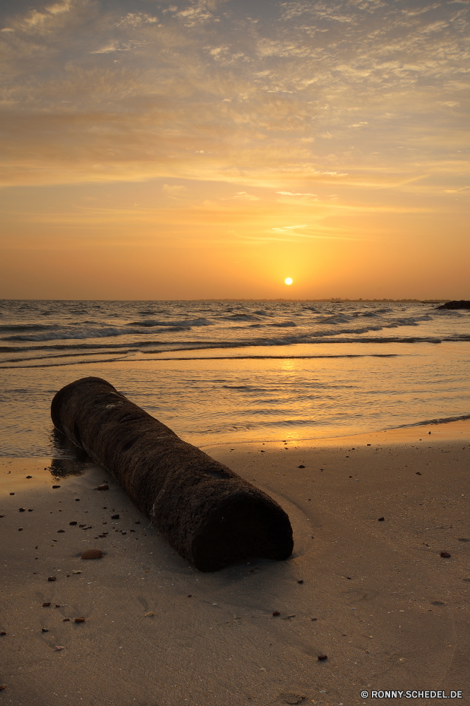 Sun Beach Hotel and Resort Strand Sand Meer Ozean am Meer Wasser Sonnenuntergang Himmel Sonne Küste Urlaub Reisen Welle Sommer Ufer Landschaft Insel Tropischer Boden Wellen Horizont Wolken Sonnenaufgang Paradies Küste Erde Urlaub Entspannen Sie sich landschaftlich seelandschaft Sonnenlicht Resort Entspannung Surf Wolke Dämmerung Orange 'Nabend sonnig Reflexion Morgenröte Bucht im freien Freizeit Fels Szene entspannende Erholung Türkis Kontur Sandbank im freien friedliche Ruhe ruhige Stein Szenerie Tourismus Baum idyllische sandigen klar Boot warm Wetter romantische Sonnenschein gelb Bar Küste Pazifik Golden Palm bunte See am Morgen Farbe Tropen Dämmerung natürliche Licht Urlaub Küstenlinie Berg Barrier Grat Menschen Wendekreis Himmel Süden Spaß Ziel Mann Frieden exotische Nacht Körper des Wassers beach sand sea ocean seaside water sunset sky sun coast vacation travel wave summer shore landscape island tropical soil waves horizon clouds sunrise paradise coastline earth holiday relax scenic seascape sunlight resort relaxation surf cloud dusk orange evening sunny reflection dawn bay outdoors leisure rock scene relaxing recreation turquoise silhouette sandbar outdoor peaceful calm tranquil stone scenery tourism tree idyllic sandy clear boat warm weather romantic sunshine yellow bar coastal pacific golden palm colorful lake morning color tropics twilight natural light holidays shoreline mountain barrier ridge people tropic heaven south fun destination man peace exotic night body of water