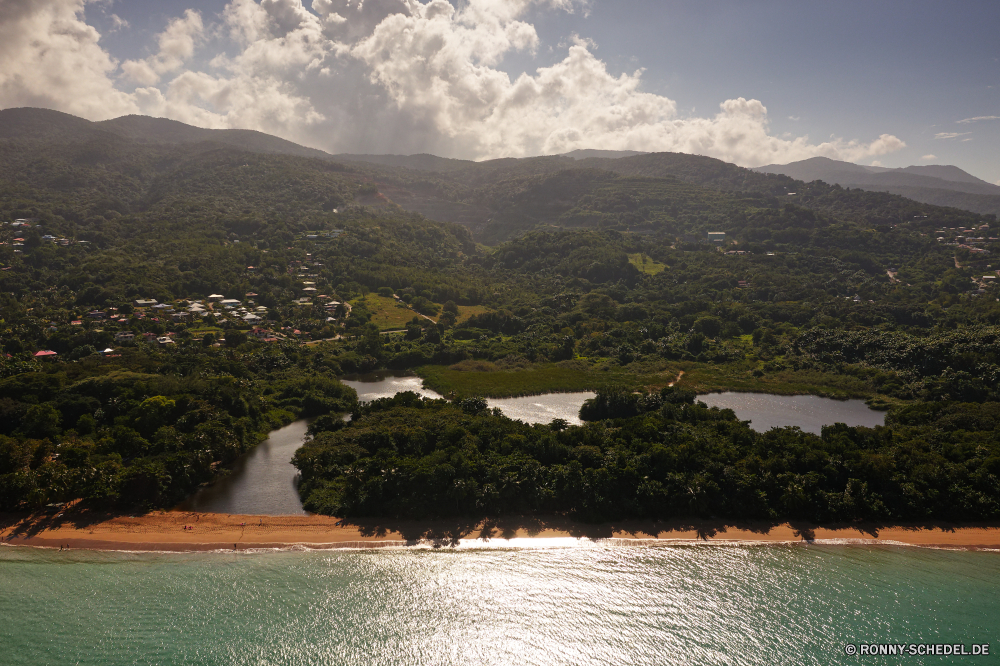 Guadeloupe Becken natürliche depression Landschaft Berg See geologische formation Fluss Wasser Bereich Berge Reisen Himmel Wald Park Baum Bäume im freien Hochland Ufer am See Tourismus landschaftlich Stream Szenerie Sommer Tal Umgebung Spitze nationalen Wolken Wildnis Teich im freien Schnee Gras Insel Hügel Felsen Fels Wolke Stein Urlaub Reflexion natürliche Tag Hügel Meer Herbst Panorama Szene Grat Ozean friedliche Landschaft ruhige Gelände Strand Holz Ruhe Küste Klippe Landschaften Urlaub fallen Erholung Wild Mount horizontale Haus fließende Pflanzen Strömung Farbe Sand Sandbank Land Gletscher Land natürliche Höhe basin natural depression landscape mountain lake geological formation river water range mountains travel sky forest park tree trees outdoors highland shore lakeside tourism scenic stream scenery summer valley environment peak national clouds wilderness pond outdoor snow grass island hill rocks rock cloud stone vacation reflection natural day hills sea autumn panorama scene ridge ocean peaceful countryside tranquil terrain beach wood calm coast cliff scenics holiday fall recreation wild mount horizontal house flowing plants flow color sand sandbar land glacier country natural elevation