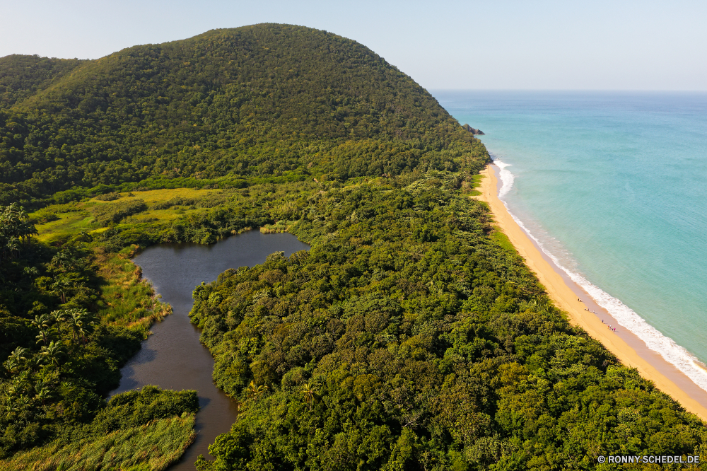 Guadeloupe Stechginster Landschaft Strauch Wasser Himmel woody plant Meer Berg Baum Küste Reisen landschaftlich Insel Hügel Sommer Ozean geologische formation Vorgebirge vascular plant Strand Küste Tourismus Klippe Fels Wolke Berge Knoll natürliche Höhe Ufer Pflanze Wolken Sonne Bucht Horizont Urlaub sonnig Wald See Park Urlaub im freien Tropischer im freien Stein Tag Bäume Szene Sand Fossil ruhige Hochland Sonnenlicht Szenerie idyllische Felsen Umgebung Wetter Gras Fluss Panorama Paradies klar natürliche friedliche bleibt Entwicklung des ländlichen Resort Welle Spitze Frühling Ruhe Lagune felsigen Wandern seelandschaft Urlaub Kap Entspannung Land Kiefer hoch Tal niemand Feld Straße Reflexion Land Wild Inseln malerische Panorama Entspannen Sie sich Palm Wellen Landschaft exotische nationalen Wahrzeichen gorse landscape shrub water sky woody plant sea mountain tree coast travel scenic island hill summer ocean geological formation promontory vascular plant beach coastline tourism cliff rock cloud mountains knoll natural elevation shore plant clouds sun bay horizon vacation sunny forest lake park holiday outdoors tropical outdoor stone day trees scene sand fossil tranquil highland sunlight scenery idyllic rocks environment weather grass river panorama paradise clear natural peaceful remains rural resort wave peak spring calm lagoon rocky hiking seascape vacations cape relaxation land pine high valley nobody field road reflection country wild islands picturesque panoramic relax palm waves countryside exotic national landmark