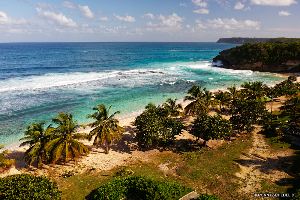 Guadeloupe Strand Ozean Meer Küste Sand Wasser Urlaub Insel Paradies Landschaft Himmel Reisen Tropischer Sommer Ufer Sonne Küstenlinie Welle Küste Urlaub Entspannen Sie sich Tourismus Bucht sonnig landschaftlich Palm Körper des Wassers am Meer Baum Ziel Türkis Resort exotische Erholung Wolke Surf seelandschaft Wolken Horizont idyllische im freien Wellen ruhige Szenerie Fels Entspannung Wendekreis Felsen Lagune klar Sonnenlicht warm Stein Klippe Ruhe heiß Freizeit Traum Reise Szene entspannende Inseln Sonnenuntergang Pazifik romantische Panorama Reise im freien Tag friedliche Koralle Berg Urlaub Bäume Bewuchs Urlaub Tourist Wetter Gezeiten Küste felsigen Schwimmen Himmel Kap Stadt Reflexion bunte Kokosnuss Hochzeitsreise Reiseziele gelassene Sonnenschein Vorgebirge Boot natürliche Riff natürliche Höhe Frühling niemand beach ocean sea coast sand water vacation island paradise landscape sky travel tropical summer shore sun shoreline wave coastline holiday relax tourism bay sunny scenic palm body of water seaside tree destination turquoise resort exotic recreation cloud surf seascape clouds horizon idyllic outdoor waves tranquil scenery rock relaxation tropic rocks lagoon clear sunlight warm stone cliff calm hot leisure dream journey scene relaxing islands sunset pacific romantic panorama trip outdoors day peaceful coral mountain holidays trees vegetation vacations tourist weather tide coastal rocky swim heaven cape city reflection colorful coconut honeymoon destinations serene sunshine promontory boat natural reef natural elevation spring nobody