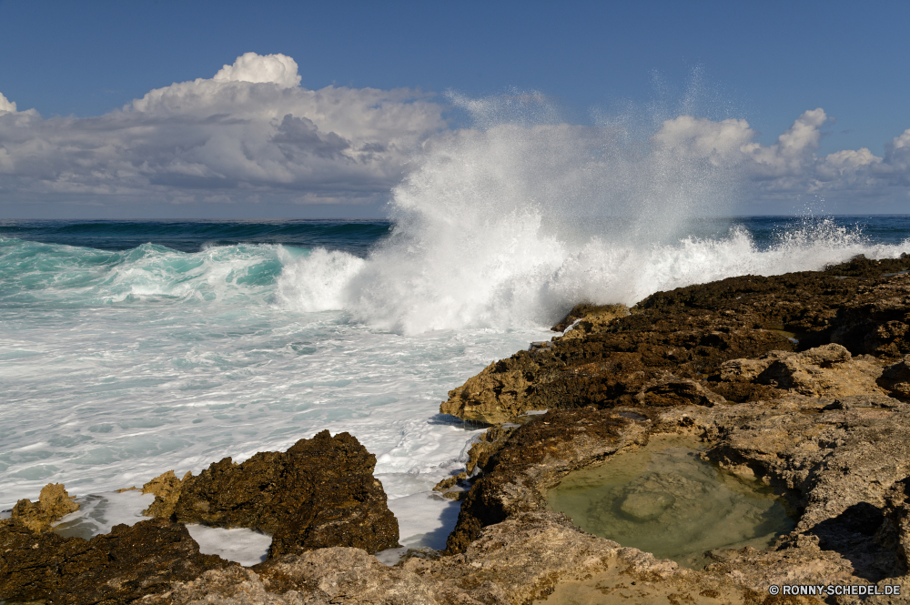 Guadeloupe Ozean Körper des Wassers Meer Strand Küste Küste Küstenlinie Wasser Fels Landschaft Ufer Welle Reisen Himmel Wellenbrecher Felsen Wellen Sommer Urlaub Barrier im freien Insel Klippe landschaftlich Sand Stein Bucht Sonne Surf Tourismus felsigen seelandschaft Urlaub Obstruktion Wolke Szenerie Horizont Tropischer Küste Szene geologische formation sonnig Vorgebirge Wolken am Meer natürliche Gezeiten Struktur Berg Sonnenlicht natürliche Höhe im freien Tourist Sonnenuntergang Umgebung Ziel Pazifik gischt Paradies friedliche Tag ruhige Baum Kap Schaum Sturm Steine Süden platsch Entspannen Sie sich Stadt Meeresküste klar Urlaub Ruhe Park nass Frühling Licht Wind Hügel Entspannung Berge Rau Wetter Erholung Strände Klippen Inseln Lagune Türkis Landschaften Resort Urlaub Stadt warm See romantische ocean body of water sea beach coast coastline shoreline water rock landscape shore wave travel sky breakwater rocks waves summer vacation barrier outdoors island cliff scenic sand stone bay sun surf tourism rocky seascape holiday obstruction cloud scenery horizon tropical coastal scene geological formation sunny promontory clouds seaside natural tide structure mountain sunlight natural elevation outdoor tourist sunset environment destination pacific spray paradise peaceful day tranquil tree cape foam storm stones south splash relax city seashore clear vacations calm park wet spring light wind hill relaxation mountains rough weather recreation beaches cliffs islands lagoon turquoise scenics resort holidays town warm lake romantic