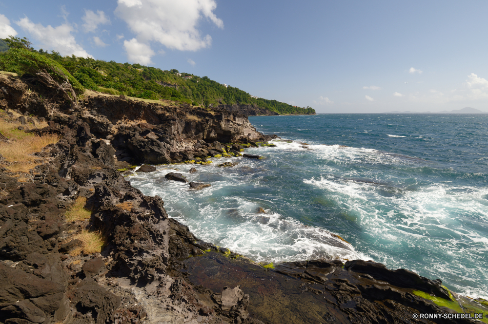 Guadeloupe Ozean Meer Küste Strand Vorgebirge Küstenlinie natürliche Höhe Wasser Landschaft Küste Fels geologische formation Reisen Ufer Klippe Urlaub Himmel Felsen Bucht Sand landschaftlich Welle Wellen Sonne am Meer Sommer Insel Tourismus Körper des Wassers Urlaub Szenerie Kap felsigen Stein Berg Wolken Surf Szene im freien seelandschaft Tourist im freien Horizont sonnig Wolke Baum Hügel Küste Park Tropischer Paradies Ziel Klippen Gezeiten natürliche Wetter Umgebung Entspannen Sie sich Sonnenuntergang Stadt Meeresküste Sonnenlicht Pazifik ruhige Urlaub friedliche Inseln Tag Urlaub Stadt Berge Erholung Seeküste Strände klar Hafen Landschaften Süden bewölkt Resort Reflexion Frühling ocean sea coast beach promontory shoreline natural elevation water landscape coastline rock geological formation travel shore cliff vacation sky rocks bay sand scenic wave waves sun seaside summer island tourism body of water holiday scenery cape rocky stone mountain clouds surf scene outdoor seascape tourist outdoors horizon sunny cloud tree hill coastal park tropical paradise destination cliffs tide natural weather environment relax sunset city seashore sunlight pacific tranquil vacations peaceful islands day holidays town mountains recreation seacoast beaches clear port scenics south cloudy resort reflection spring