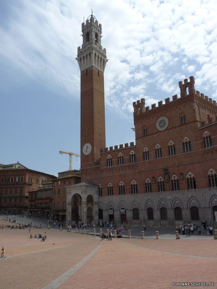 Siena Minarett Moschee Gebäude Architektur Ort der Anbetung Turm Kirche Struktur Reisen alt Stadt Wahrzeichen Tourismus Geschichte Palast Denkmal Stadt historische Platz Religion Kultur historischen Himmel Platz berühmte Kathedrale Antike Tourist mittelalterliche Ziel Stadtansicht Uhr Tempel traditionelle religiöse architektonische Urban aussenansicht Tag sonnig Kuppel Statue Halle Schloss St. Haus Backstein Bau Stein Piazza Marmor Erbe Szene Kunst Sommer Stil Universität Sonne Bogen Gottesdienst Gott Attraktion Panorama Hauptstadt Gebäude Insel minaret mosque building architecture place of worship tower church structure travel old city landmark tourism history palace monument town historical square religion culture historic sky place famous cathedral ancient tourist medieval destination cityscape clock temple traditional religious architectural urban exterior day sunny dome statue hall castle saint house brick construction stone piazza marble heritage scene art summer style university sun arch worship god attraction panorama capital buildings island