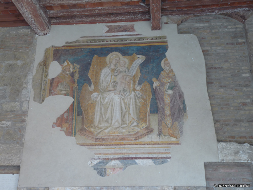 San Gimignano Messing Gedenkstätte Fliese Struktur Architektur Skulptur alt Geschichte Antike Kunst corbel Kultur Denkmal Tempel Stuck Klammer Stein Reisen Wahrzeichen Religion Schnitzerei Antik Jahrgang Unterstützung Tourismus Statue Detail Gebäude Dekoration historischen Mauer Gerät Retro Grunge Textur historische Bogen berühmte Fassade Kirche aussenansicht Papier Palast Stil Marmor Erbe religiöse Muster Gestaltung Gold geschnitzt Gottesdienst Gott Verwittert Stadt Währung Bank Kathedrale Museum architektonische Osten Frame traditionelle Brief Bargeld im Alter von Schließen texturierte Mosaik künstlerische Gesicht Eingang Spiritualität Geld Rechnung Klassische Hinweis verzieren Tourist Malerei Stempel brass memorial tile structure architecture sculpture old history ancient art corbel culture monument temple stucco bracket stone travel landmark religion carving antique vintage support tourism statue detail building decoration historic wall device retro grunge texture historical arch famous facade church exterior paper palace style marble heritage religious pattern design gold carved worship god weathered city currency bank cathedral museum architectural east frame traditional letter cash aged close textured mosaic artistic face entrance spirituality money bill classic note ornate tourist painting stamp