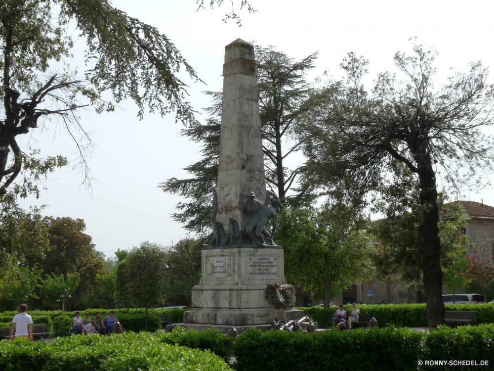 San Gimignano Obelisk Spalte Struktur Architektur Geschichte Denkmal Himmel Stein alt Gebäude Antike Wahrzeichen Turm Kirche Stadt Tourismus Reisen Statue Religion historischen historische Landschaft Gedenkstätte Kultur Bäume Baum berühmte Tourist Skulptur religiöse Ruine Gott Hügel Gras Kreuz Platz Wolken im freien England Vereinigte Tempel Hauptstadt traditionelle Straße Entwicklung des ländlichen Marmor Turkei außerhalb Mauer glauben Friedhof groß Backstein Stadt Park Symbol Tag Urban obelisk column structure architecture history monument sky stone old building ancient landmark tower church city tourism travel statue religion historic historical landscape memorial culture trees tree famous tourist sculpture religious ruins god hill grass cross place clouds outdoors england united temple capital traditional street rural marble turkey outside wall faith cemetery tall brick town park symbol day urban