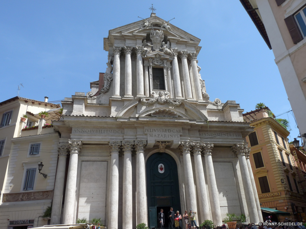 Rom Fassade Architektur Gebäude Denkmal Wahrzeichen Kirche Kathedrale Palast Reisen Tourismus Religion Stadt historischen Spalte Kuppel Geschichte Statue berühmte alt Residenz Himmel Struktur religiöse Tourist aussenansicht Skulptur glauben Antike Turm historische Stein Haus Bogen Tempel Stadt Katholische Glocke-Côte Hauptstadt Besichtigungen Marmor Attraktion Kultur Universität Schutzüberzug Kreuz St Tour Klassische Obdach Gedenkstätte barocke Urlaub Königliche Wohnung Platz Platz Triumphbogen Gottesdienst Tag verzieren traditionelle Regierung heilig Tor Urban heilig architektonische Bau Gebäude Kloster Klassische Flag Bespannung Kunst St. Brunnen Gold Nacht Museum facade architecture building monument landmark church cathedral palace travel tourism religion city historic column dome history statue famous old residence sky structure religious tourist exterior sculpture faith ancient tower historical stone house arch temple town catholic bell cote capital sightseeing marble attraction culture university protective covering cross st tour classical shelter memorial baroque vacation royal dwelling place square triumphal arch worship day ornate traditional government sacred gate urban holy architectural construction buildings monastery classic flag covering art saint fountain gold night museum