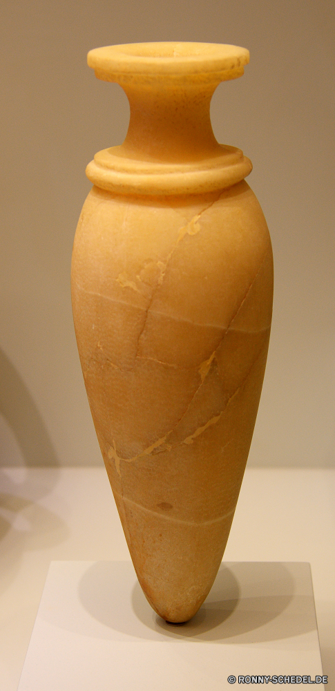 Archäologisches Museum Heraklion Vase Glas Schiff Container Trinken Glas Alkohol Getränke kalt Bier Flüssigkeit Lager erfrischend Schaum Schaum Braun Steingut frisch Kneipe Bar volle gelb ALE Blase Keramikware Bernstein Becher Schließen Kühl Pokal Gold angemeldeter Benutzer Essen Partei Golden Eis closeup köstliche Saft Blasen Milch Objekt Creme einzelne Brauerei Restaurant Drop transparente Cocktail Kaffee utensil Brauen Licht nass erfrischende Ernährung Alkohol Ernährung frische Luft Frühstück Schokolade süß lecker Latte Cappuccino durstig Feier gesund Orange Dessert eine Obst Farbe gebraut Alkohol Kondensation Gießen Tabelle Pause Gesundheit Taverne Entwurf einer schütteln Leben alkoholische Durst Espresso Flasche Bio heiß dunkel Zucker Wasser Flüssigkeit vase jar vessel container drink glass alcohol beverage cold beer liquid lager refreshment froth foam brown earthenware fresh pub bar full yellow ale bubble ceramic ware amber mug close cool cup gold pint food party golden ice closeup delicious juice bubbles milk object cream single brewery restaurant drop transparent cocktail coffee utensil brew light wet refreshing diet booze nutrition freshness breakfast chocolate sweet tasty latte cappuccino thirsty celebration healthy orange dessert one fruit color brewed liquor condensation pour table break health tavern draft shake life alcoholic thirst espresso bottle organic hot dark sugar water fluid