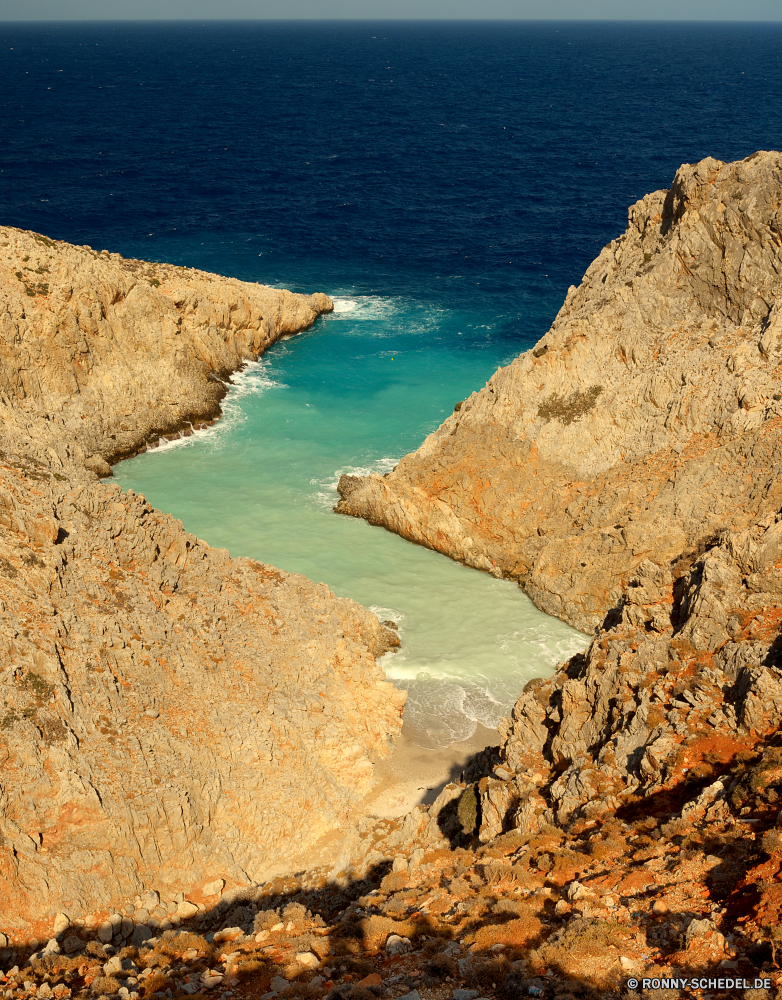 Seitan Limani Beach Ozean geologische formation Klippe Meer Strand Küste Vorgebirge natürliche Höhe Landschaft Wasser Reisen Küste Ufer Fels Sand Urlaub Himmel Sommer Bucht Stein Tourismus landschaftlich Welle Urlaub Insel Sonne Küstenlinie Wellen Sandbank felsigen Felsen seelandschaft am Meer Körper des Wassers Szene Bar Barrier sonnig Berg Klippen Szenerie im freien Paradies Horizont Grat Hügel Wolke Küste Entspannen Sie sich Ziel Tropischer ruhige Wolken klar Surf Süden natürliche im freien friedliche Tag Baum Türkis Tourist Sonnenlicht Steine idyllische Panorama Resort Umgebung Meeresküste Kap hoch Urlaub Berge Erholung Bucht Gezeiten Lagune niemand Pazifik Landschaften warm exotische Farbe ocean geological formation cliff sea beach coast promontory natural elevation landscape water travel coastline shore rock sand vacation sky summer bay stone tourism scenic wave holiday island sun shoreline waves sandbar rocky rocks seascape seaside body of water scene bar barrier sunny mountain cliffs scenery outdoor paradise horizon ridge hill cloud coastal relax destination tropical tranquil clouds clear surf south natural outdoors peaceful day tree turquoise tourist sunlight stones idyllic panorama resort environment seashore cape high vacations mountains recreation cove tide lagoon nobody pacific scenics warm exotic color