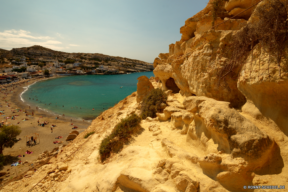 Matala Klippe Sand geologische formation Landschaft Strand Fels Meer Küste Boden Reisen Ozean Wasser Himmel Stein Ufer landschaftlich Erde Tourismus Berg Felsen Küste Urlaub Sommer Bucht Sonne Wolken Szene im freien Schlucht Urlaub Szenerie Insel seelandschaft Welle Klippen natürliche am Meer im freien Hügel felsigen sonnig Horizont Park Berge Wüste Baum Sandstein nationalen Vorgebirge Wellen ruhige Geologie Landschaften Süden Steine Paradies natürliche Höhe friedliche Aushöhlung Küste Sonnenlicht Türkis heiß Farbe Umgebung Fluss Surf klar Tag Ziel niemand Höhle Küstenlinie Erholung Tal Reflexion Panorama Urlaub warm Wahrzeichen Bildung Wolke Wildnis Westen Wandern Panorama Entspannen Sie sich Licht See Sonnenuntergang cliff sand geological formation landscape beach rock sea coast soil travel ocean water sky stone shore scenic earth tourism mountain rocks coastline vacation summer bay sun clouds scene outdoor canyon holiday scenery island seascape wave cliffs natural seaside outdoors hill rocky sunny horizon park mountains desert tree sandstone national promontory waves tranquil geology scenics south stones paradise natural elevation peaceful erosion coastal sunlight turquoise hot color environment river surf clear day destination nobody cave shoreline recreation valley reflection panorama vacations warm landmark formation cloud wilderness west hiking panoramic relax light lake sunset