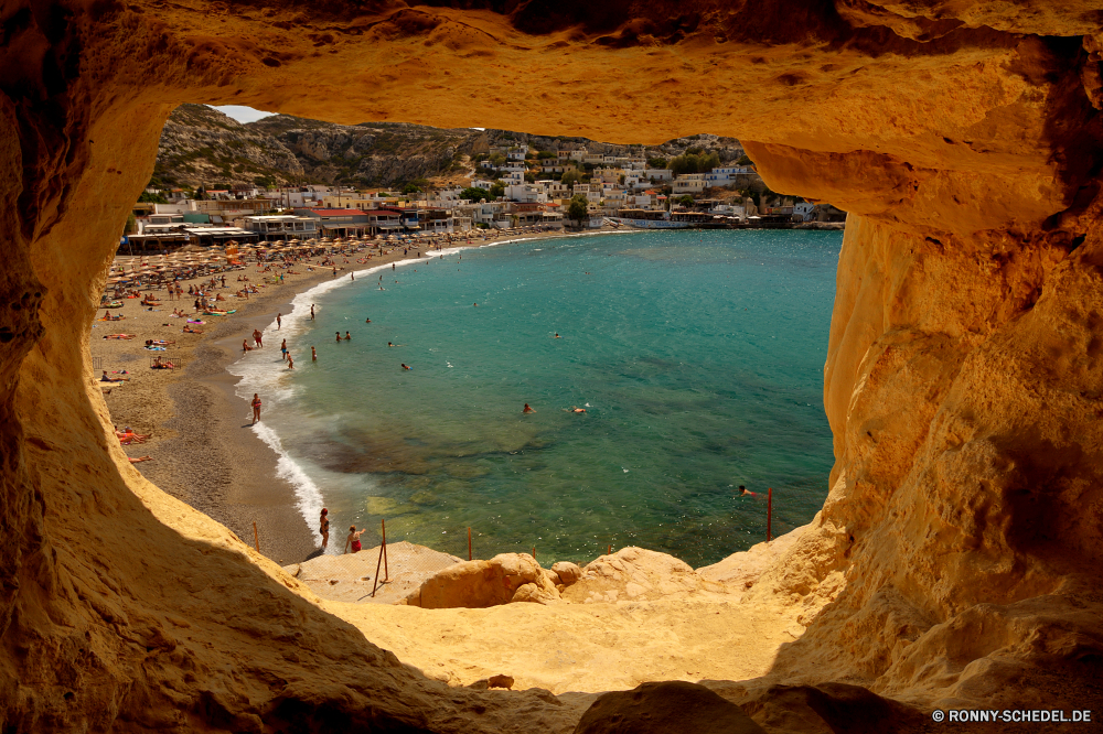 Matala Strand Krater Küste Wasser Ozean Meer Landschaft natürliche depression geologische formation Reisen Bucht Sand Fels Urlaub Küste Himmel landschaftlich Sonne Tourismus Sommer Ufer Insel Wellen Klippe Berg Felsen Schlucht Stein Urlaub Park im freien Szenerie sonnig im freien Surf Baum Küstenlinie Körper des Wassers Tropischer Welle Paradies Wolken natürliche Küste Berge Ziel See felsigen seelandschaft Horizont Tal am Meer Tourist Stadt Wüste Szene Wolke Frühling Erholung Luftbild Pazifik Panorama warm nationalen Sandbank Fluss klar Grat Palm Boot Tag Straße Sonnenuntergang Hügel natürliche Höhe entspannende ruhige Aushöhlung Schlucht Sandstein Landschaften Urlaub Orange Entspannen Sie sich friedliche Wahrzeichen Bar romantische Klippen Meeresküste hoch Entspannung heiß Barrier Süden Sonnenschein Umgebung Ruhe Farbe bunte Sonnenlicht Resort beach crater coast water ocean sea landscape natural depression geological formation travel bay sand rock vacation coastline sky scenic sun tourism summer shore island waves cliff mountain rocks canyon stone holiday park outdoor scenery sunny outdoors surf tree shoreline body of water tropical wave paradise clouds natural coastal mountains destination lake rocky seascape horizon valley seaside tourist city desert scene cloud spring recreation aerial pacific panorama warm national sandbar river clear ridge palm boat day road sunset hill natural elevation relaxing tranquil erosion ravine sandstone scenics vacations orange relax peaceful landmark bar romantic cliffs seashore high relaxation hot barrier south sunshine environment calm color colorful sunlight resort