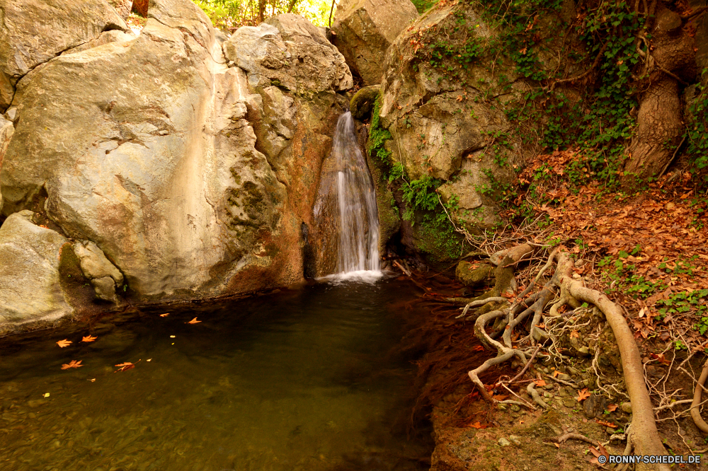 Richtis Wasserfall Höhle geologische formation Fels Fluss Wasserfall Landschaft Stein Wasser Park Stream Reisen Wald Berg natürliche Creek landschaftlich Umgebung Tourismus Felsen im freien fallen Baum Schlucht Kaskade im freien Moos nass Wildnis Wild nationalen Strömung friedliche Frühling Steine Bäume fließende Geologie Szenerie platsch Berge Ökologie Wandern Herbst felsigen Hölzer Mauer frisch fällt Sandstein Erde Orange Sommer Bewegung gelb Sand Extreme bunte Tal Wüste Pflanze Klippe Drop Himmel fallen Entwicklung des ländlichen Land Blätter Szene Belaubung Reinigen Farbe ruhige Flüsse Urlaub Bildung Antike Abenteuer Erhaltung Saison Klippen Klettern Wanderung Mysterium Megalith gelassene Ziel Garten alt dunkel Frieden Tunnel Farben Gras Kiefer Escape Blatt geheimnisvolle außerhalb Fuß Pfad Denkmal Innenseite Gedenkstätte Landschaft Tag cave geological formation rock river waterfall landscape stone water park stream travel forest mountain natural creek scenic environment tourism rocks outdoor fall tree canyon cascade outdoors moss wet wilderness wild national flow peaceful spring stones trees flowing geology scenery splash mountains ecology hiking autumn rocky woods wall fresh falls sandstone earth orange summer motion yellow sand extreme colorful valley desert plant cliff drop sky falling rural country leaves scene foliage clean color tranquil rivers vacation formation ancient adventure conservation season cliffs climb hike mystery megalith serene destination garden old dark peace tunnel colors grass pine escape leaf mysterious outside walking path monument inside memorial countryside day