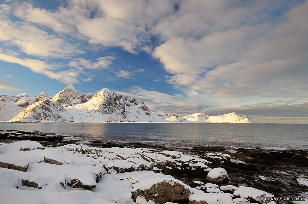 Lofoten Gletscher Ozean Landschaft Meer Wasser Strand Reisen Himmel Küste Berg Ufer Küste Fels Urlaub Felsen Berge Schnee Tourismus Küstenlinie Welle Eisberg Insel seelandschaft Wolken landschaftlich Wellen Kap Sand im freien am Meer Szenerie Sommer Umgebung Körper des Wassers felsigen Bucht Hügel Szene Pazifik natürliche Sonne Wetter Sturm Wellenbrecher im freien Küste Surf Sonnenuntergang Eis Winter Horizont Spitze See Stein Barrier Baum Bäume Land Wald Wolke Meeresküste Wildnis natürliche Höhe sonnig Sonnenaufgang Urlaub geologische formation Fluss Salz Tropischer Frühling Vorgebirge Wild hoch Steine Paradies Obstruktion friedliche Ruhe Park Licht Klippe Landschaften Türkis Landschaften Reise Ziel hell niemand glacier ocean landscape sea water beach travel sky coast mountain shore coastline rock vacation rocks mountains snow tourism shoreline wave iceberg island seascape clouds scenic waves cape sand outdoors seaside scenery summer environment body of water rocky bay hill scene pacific natural sun weather storm breakwater outdoor coastal surf sunset ice winter horizon peak lake stone barrier tree trees land forest cloud seashore wilderness natural elevation sunny sunrise holiday geological formation river salt tropical spring promontory wild high stones paradise obstruction peaceful calm park light cliff landscapes turquoise scenics journey destination bright nobody