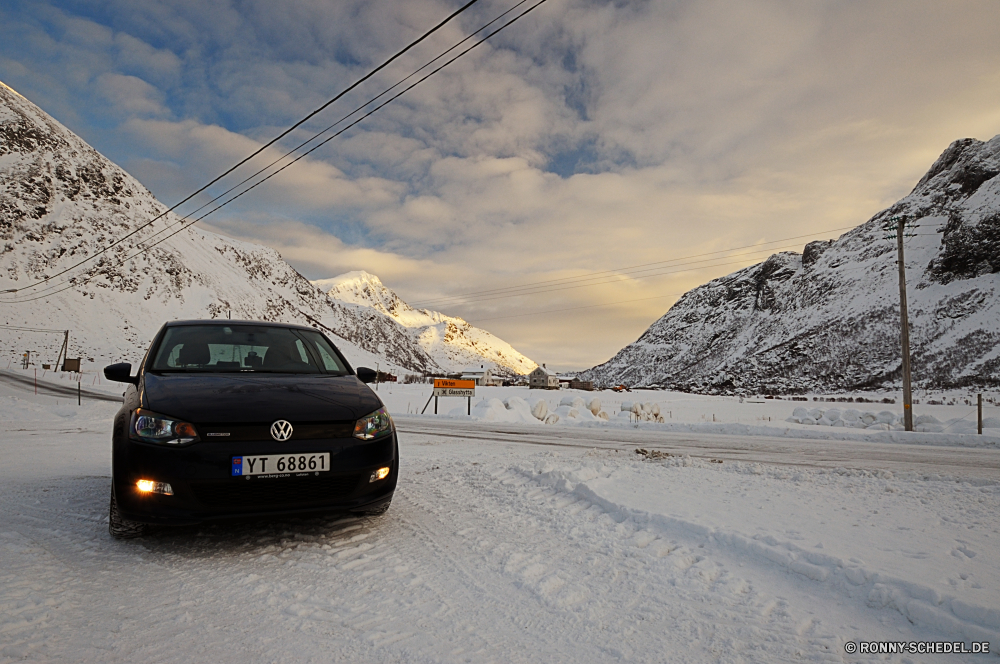 Lofoten Schnee Berg Winter Landschaft Berge Eis Himmel kalt Spitze Reisen Ski Wetter Auto Alpen Bereich hoch Alpine Alp Gletscher im freien Steigung schneebedeckt landschaftlich Fels Sport Bäume Sonne Baum Urlaub Wald Wolken Skifahren Nach oben Saison im freien Urlaub Mount Einfrieren majestätisch Szenerie Extreme sonnig geologische formation Tag Wildnis Hügel Gipfeltreffen Frost Bergsteigen abgedeckt natürliche Höhe felsigen Tourismus Park Panorama Szene Resort Kfz Straße Skipiste Umgebung Wandern gefroren Racer Tourist Wanderweg Wild nationalen Höhe natürliche Panorama Wolke Fahrzeug Grat Wandern eisig Klettern Klettern Wanderung Holz Geschwindigkeit ruhige saisonale snow mountain winter landscape mountains ice sky cold peak travel ski weather car alps range high alpine alp glacier outdoors slope snowy scenic rock sport trees sun tree vacation forest clouds skiing top season outdoor holiday mount freeze majestic scenery extreme sunny geological formation day wilderness hill summit frost mountaineering covered natural elevation rocky tourism park panorama scene resort motor vehicle road ski slope environment hiking frozen racer tourist trail wild national altitude natural panoramic cloud vehicle ridge trekking icy climb climbing hike wood speed tranquil seasonal