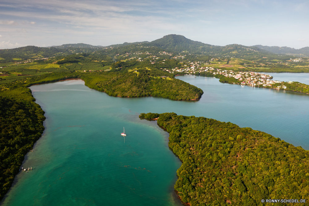 Martinique Wasser Vorgebirge Landschaft Stechginster See natürliche Höhe Fluss Strauch landschaftlich Wald Berg geologische formation Himmel Baum Küste Meer Reisen Szenerie woody plant Berge Sommer Kap Ozean Park Bäume Tourismus Wolken Strand Ufer Küste Reflexion Insel Küstenlinie vascular plant Felsen Bucht Fels im freien Horizont Hügel sonnig Teich natürliche im freien Szene Wolke nationalen ruhige Urlaub Ruhe Tal Pflanze Frühling Stein Entwicklung des ländlichen Land Sonne friedliche Tag Entspannung Sand Gras felsigen am See Körper des Wassers Wildnis Stream Hochland Umgebung Spitze Land Dam Welle Tropischer Landschaft malerische Hügel Wild seelandschaft Urlaub Panorama England Wellen Barrier Klippe klar hoch Hölzer Bereich Holz Wetter Sonnenuntergang Sonnenlicht Herbst water promontory landscape gorse lake natural elevation river shrub scenic forest mountain geological formation sky tree coast sea travel scenery woody plant mountains summer cape ocean park trees tourism clouds beach shore coastline reflection island shoreline vascular plant rocks bay rock outdoor horizon hill sunny pond natural outdoors scene cloud national tranquil vacation calm valley plant spring stone rural land sun peaceful day relaxation sand grass rocky lakeside body of water wilderness stream highland environment peak country dam wave tropical countryside picturesque hills wild seascape holiday panorama england waves barrier cliff clear high woods area wood weather sunset sunlight autumn