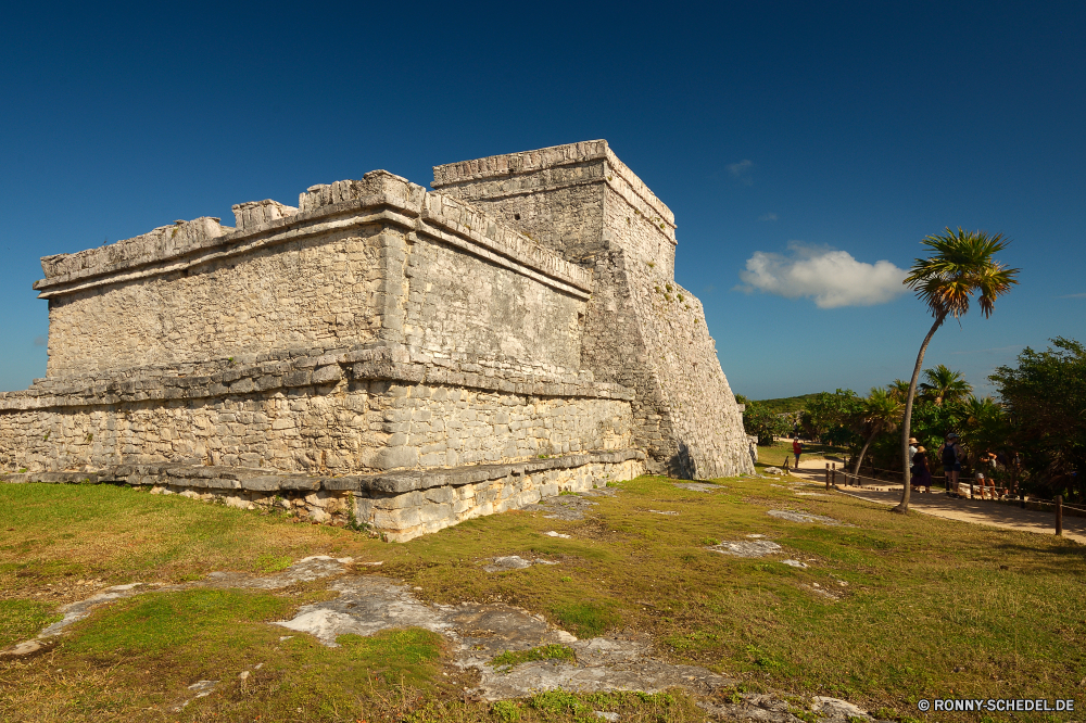 Tulum Festung Antike Schloss Stein Architektur alt Geschichte Reisen Ruine Tourismus Mauer Gebäude Wahrzeichen Himmel Tempel Turm Landschaft Befestigung mittelalterliche Denkmal Pyramide berühmte historischen Zivilisation Archäologie Urlaub Ringwall Tourist Bau Kultur Religion Schritte Palast Stadt Struktur Hügel Fels Ruine Ziel Festung religiöse Gras Wolken Vergangenheit Erbe Website Haus Treppe Felsenburg Berg groß Defensive Struktur historische Backstein Opfere Grab Wände Welt Grab Entwicklung des ländlichen Gottesdienst Sonne Steine Szenerie monumentale bleibt heilig architektonische Gott Wüste Sommer im freien landschaftlich Pharao Kunst Verteidigung Stadt Zeit Landschaft Küste Meer Land Sand fortress ancient castle stone architecture old history travel ruins tourism wall building landmark sky temple tower landscape fortification medieval monument pyramid famous historic civilization archeology vacation rampart tourist construction culture religion steps palace city structure hill rock ruin destination fort religious grass clouds past heritage site house stairs stronghold mountain great defensive structure historical brick sacrifice tomb walls world grave rural worship sun stones scenery monumental remains sacred architectural god desert summer outdoors scenic pharaoh art defense town time countryside coast sea country sand