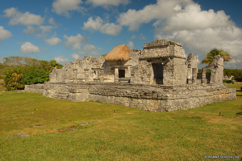 Tulum Festung Stein Antike Grab Gebäude Geschichte Architektur Ruine Reisen Schloss Himmel Wahrzeichen alt Tourismus Tempel Denkmal Mauer mittelalterliche historischen Landschaft Zivilisation Archäologie Turm Pyramide berühmte Backstein Religion Ziel Tourist Kultur Wolken Kloster Fels Ruine Stadt Berg Urlaub Befestigung Website Gras Haus Struktur historische Hügel Bau im freien bleibt Schritte Palast Entwicklung des ländlichen religiöse Stadt Ringwall Szenerie Scheune groß Pharao religiöse Residenz heilig Gottesdienst Antik Wüste Residenz Baumaterial Kirche aussenansicht Sommer Festung landschaftlich Vergangenheit Kunst Platz Sonne Treppe monumentale Wirtschaftsgebäude Grab Sand Wände Erbe Dorf Gott im freien Steine Berge Landschaft Tag Land fortress stone ancient grave building history architecture ruins travel castle sky landmark old tourism temple monument wall medieval historic landscape civilization archeology tower pyramid famous brick religion destination tourist culture clouds monastery rock ruin city mountain vacation fortification site grass house structure historical hill construction outdoors remains steps palace rural religious town rampart scenery barn great pharaoh religious residence sacred worship antique desert residence building material church exterior summer fort scenic past art place sun stairs monumental farm building tomb sand walls heritage village god outdoor stones mountains countryside day country