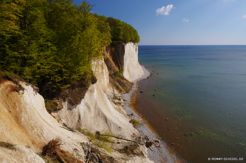 Ostsee Klippe geologische formation Meer Küste Ozean Landschaft Strand Wasser Küste Reisen Urlaub Fels landschaftlich Insel Himmel Ufer Tourismus Sommer Vorgebirge Felsen Bucht Urlaub Sand Berg natürliche Höhe Sonne Szenerie Welle Wellen felsigen Küstenlinie Hügel Baum Paradies Stein im freien seelandschaft Ziel sonnig Wolke Horizont Tourist Wolken Tropischer Berge am Meer Küste Wald Szene Klippen Entspannen Sie sich Panorama Park im freien Pazifik Surf klar natürliche Kiefer Tag Süden ruhige Bucht Inseln Meeresküste hoch Urlaub Urlaub warm friedliche Umgebung Pflanze entspannende Bäume Creek idyllische Resort Boot See Ruhe Rau Erholung Sonnenlicht cliff geological formation sea coast ocean landscape beach water coastline travel vacation rock scenic island sky shore tourism summer promontory rocks bay holiday sand mountain natural elevation sun scenery wave waves rocky shoreline hill tree paradise stone outdoor seascape destination sunny cloud horizon tourist clouds tropical mountains seaside coastal forest scene cliffs relax panorama park outdoors pacific surf clear natural pine day south tranquil cove islands seashore high vacations holidays warm peaceful environment plant relaxing trees creek idyllic resort boat lake calm rough recreation sunlight