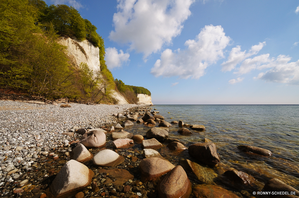 Ostsee Wellenbrecher Meer Ozean Strand Barrier Küste Küste Wasser Obstruktion Landschaft Ufer Fels Küstenlinie Himmel Reisen Felsen Stein Struktur Sand Insel Welle Sommer am Meer Klippe Urlaub Bucht felsigen landschaftlich Tourismus Sonne Wellen seelandschaft Horizont Wolke Kap Sonnenuntergang im freien Steine Wolken Entspannen Sie sich Szene friedliche Szenerie Küste Surf Urlaub See Ruhe Gezeiten Tropischer Sturm im freien natürliche Sonnenlicht Türkis Resort sonnig Pazifik klar Ziel Wetter Farbe idyllische Tag Süden Wind Licht Urlaub Baum Berg Paradies Umgebung ruhige am See Körper des Wassers Seeküste Klippen Azurblau Lagune Saison Hügel Berge Reflexion hell romantische breakwater sea ocean beach barrier coast coastline water obstruction landscape shore rock shoreline sky travel rocks stone structure sand island wave summer seaside cliff vacation bay rocky scenic tourism sun waves seascape horizon cloud cape sunset outdoor stones clouds relax scene peaceful scenery coastal surf holiday lake calm tide tropical storm outdoors natural sunlight turquoise resort sunny pacific clear destination weather color idyllic day south wind light holidays tree mountain paradise environment tranquil lakeside body of water seacoast cliffs azure lagoon season hill mountains reflection bright romantic