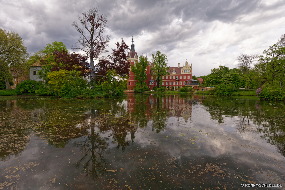 Fürst Pückler Park Bad Muskau Baum Landschaft Wald Park Bäume Himmel Fluss Herbst woody plant Berg See Wasser fallen im freien Szenerie Gras vascular plant Reisen Sommer Umgebung Belaubung Hölzer im freien bunte landschaftlich Tourismus Wildnis Entwicklung des ländlichen Pflanze Saison Fels Reflexion Berge Holz Kiefer natürliche ruhige Wolken Blätter gelb friedliche Teich Szene Blatt Stein sonnig Land Wolke Frühling Urlaub nationalen Wandern Landschaft Stream Farben Orange Wild Straße Garten Rasen Tal Tag Branch Sonne Feld gelassene Schnee Golden Ruhe hell Palast Sonnenlicht Land klar außerhalb Licht Birke Bäumchen Frieden Wiese Ufer am See Spitze Farbe Struktur Wanderung Wanderweg Zweige üppige Panorama Fuß horizontale Reise Reinigen Tanne Ökologie Sonnenuntergang Flora Pappel Bereich tree landscape forest park trees sky river autumn woody plant mountain lake water fall outdoors scenery grass vascular plant travel summer environment foliage woods outdoor colorful scenic tourism wilderness rural plant season rock reflection mountains wood pine natural tranquil clouds leaves yellow peaceful pond scene leaf stone sunny country cloud spring vacation national hiking countryside stream colors orange wild road garden lawn valley day branch sun field serene snow golden calm bright palace sunlight land clear outside light birch sapling peace meadow shore lakeside peak color structure hike trail branches lush panorama walking horizontal journey clean fir ecology sunset flora poplar area