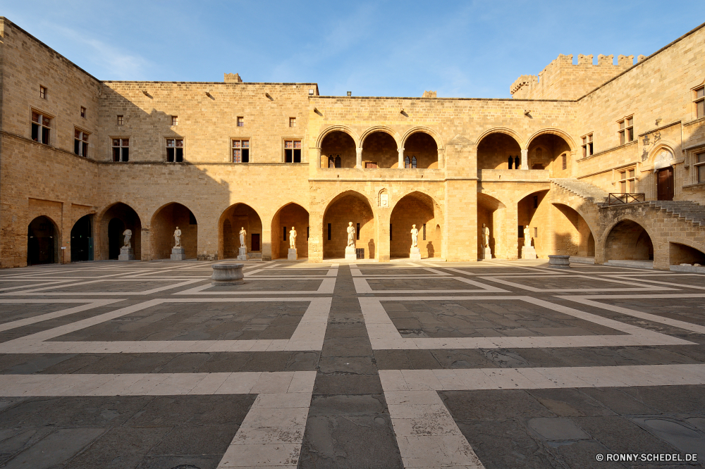  Architektur Gebäude Kloster Festung Geschichte alt historische Wahrzeichen Reisen Residenz religiöse Residenz Tourismus historischen Denkmal Antike Religion Kirche Fassade Bogen Stein Palast Stadt Haus Tourist Moschee Kathedrale Spalte Roman Himmel Kultur Bögen aussenansicht Turm Brücke berühmte Backstein Attraktion Stadt Minarett Erbe architektonische Gebäude Urban Mauer religiöse Platz Fenster Schloss Spalten Ruine Wohnung Ort der Anbetung St. mittelalterliche Kunst Struktur außerhalb Arena Sehenswürdigkeiten Stil Tempel glauben groß Stadtansicht Ziel Kuppel Platz Fluss Ruine Mitte Kreuz im freien traditionelle im freien Urlaub Kolosseum Basilika Archäologie Außenbereich Orthodoxe heilig Bau Gott Skulptur Universität Dach architecture building monastery fortress history old historical landmark travel residence religious residence tourism historic monument ancient religion church facade arch stone palace city house tourist mosque cathedral column roman sky culture arches exterior tower bridge famous brick attraction town minaret heritage architectural buildings urban wall religious place window castle columns ruins dwelling place of worship saint medieval art structure outside arena sights style temple faith great cityscape destination dome square river ruin middle cross outdoor traditional outdoors vacation coliseum basilica archeology exteriors orthodox holy construction god sculpture university roof