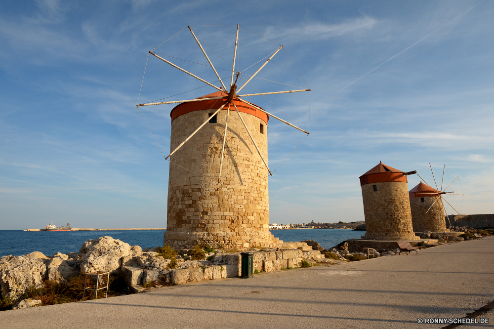  Indikator Gerät Architektur Himmel alt Turm Geschichte Gebäude Landschaft Reisen Wahrzeichen Minarett Antike Windmühle Schloss Stein historischen Mühle Festung Tourismus Wind Denkmal macht mittelalterliche aussenansicht Energie Mauer Religion berühmte außerhalb Szenerie traditionelle landschaftlich Gras Sommer Tourist Erbe im freien Wasser historische Turbine Struktur Wolken Ruine Umgebung Entwicklung des ländlichen Fels Haus Kultur Kirche Generator Bauernhof Vergangenheit Wolke Meer Hügel Stadt Tempel Palast Festung Befestigung Szene Bau Industrie Strom Wasserturm Windmühlen Land Frühling hoch Holländisch England Feld im freien Platz Urlaub Ökologie Insel Landschaft Schutz nationalen Urlaub Fluss Tag Landwirtschaft indicator device architecture sky old tower history building landscape travel landmark minaret ancient windmill castle stone historic mill fortress tourism wind monument power medieval exterior energy wall religion famous outside scenery traditional scenic grass summer tourist heritage outdoor water historical turbine structure clouds ruins environment rural rock house culture church generator farm past cloud sea hill town temple palace fort fortification scene construction industry electricity water tower windmills country spring high dutch england field outdoors place vacation ecology island countryside protection national holiday river day agriculture