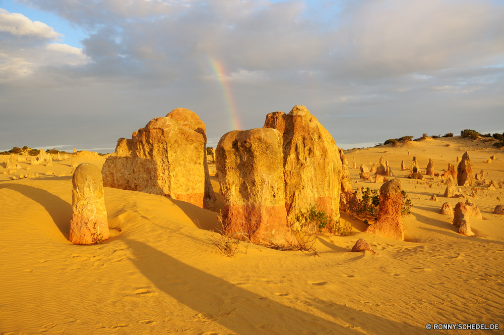 The Pinnacles Sand Grab Boden Reisen Fels Landschaft Wüste Himmel Stein Megalith Erde Park nationalen Sandstein Gedenkstätte Denkmal Tourismus Wahrzeichen Struktur Wolken Antike Formationen natürliche Berg im freien Tal Schlucht Klippe alt Tourist Landschaften Geschichte landschaftlich Urlaub Felsen Schloss berühmte Bögen im freien Sonnenuntergang Ruine Sonne Szenerie Architektur Szene geologische Südwesten Arid Aushöhlung Bildung Geologie westliche Backstein Wildnis trocken Land Gebäude Westen Berge Heu Kultur historischen Butte Ruine entfernten Turm Sonnenaufgang Sommer Mauer Orange Strand Bogen Befestigung Panorama Wolke Hügel Festung Horizont Baumaterial Ehrfurcht Wasser Meer historische Süden Futter Küste Sonnenlicht Entwicklung des ländlichen Tribal sonnig majestätisch Wandern Baum Mysterium mittelalterliche England Tempel Platz gelb ruhige Religion Tag Land sand grave soil travel rock landscape desert sky stone megalith earth park national sandstone memorial monument tourism landmark structure clouds ancient formations natural mountain outdoors valley canyon cliff old tourist scenics history scenic vacation rocks castle famous arches outdoor sunset ruin sun scenery architecture scene geological southwest arid erosion formation geology western brick wilderness dry land building west mountains hay culture historic butte ruins remote tower sunrise summer wall orange beach arch fortification panoramic cloud hill fortress horizon building material awe water sea historical south fodder coast sunlight rural tribal sunny majestic hiking tree mystery medieval england temple place yellow tranquil religion day country