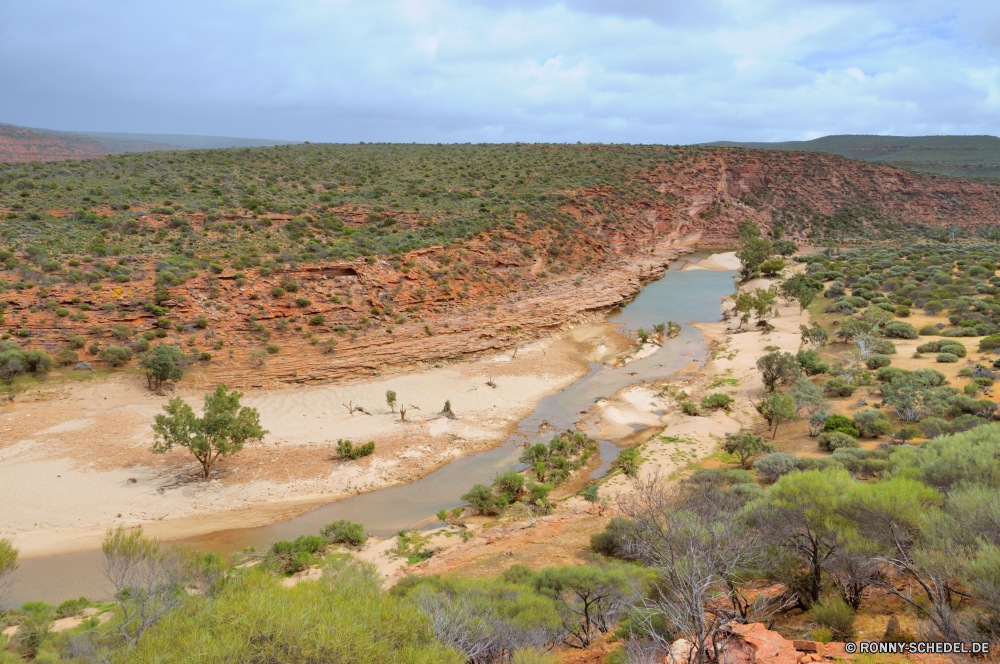 Kalbarri National Park Schlucht Landschaft natürliche depression Fels Krater Berg Wüste Berge geologische formation Himmel Reisen Tal Park landschaftlich nationalen Urlaub Sand Fluss Klippe Hochland Tourismus Wasser Wolken Stein Schlucht im freien im freien Aushöhlung Szenerie Sommer Baum Tourist Wildnis Sonne Küste Abenteuer Felsen Hügel Sandstein Gras heiß natürliche Horizont Küstenlinie Geologie Westen Meer Wandern Bereich Panorama Orange See Land Körper des Wassers Felge Straße Grand Wald Süden Ziel Farbe Strand Ringwall bunte felsigen Wolke sonnig trocken Kanal Wahrzeichen Umgebung Bildung Ozean Feld Insel Erholung Bucht Ufer Mesa Entwicklung des ländlichen Licht Szene Urlaub Bereich Landschaft Erde Urlaub Klippen Arid Antike Hügel Autobahn seelandschaft Reise Küste Mauer Vorgebirge natürliche Höhe Tag canyon landscape natural depression rock crater mountain desert mountains geological formation sky travel valley park scenic national vacation sand river cliff highland tourism water clouds stone ravine outdoors outdoor erosion scenery summer tree tourist wilderness sun coast adventure rocks hill sandstone grass hot natural horizon shoreline geology west sea hiking area panorama orange lake land body of water rim road grand forest south destination color beach rampart colorful rocky cloud sunny dry channel landmark environment formation ocean field island recreation bay shore mesa rural light scene vacations range countryside earth holiday cliffs arid ancient hills highway seascape trip coastline wall promontory natural elevation day